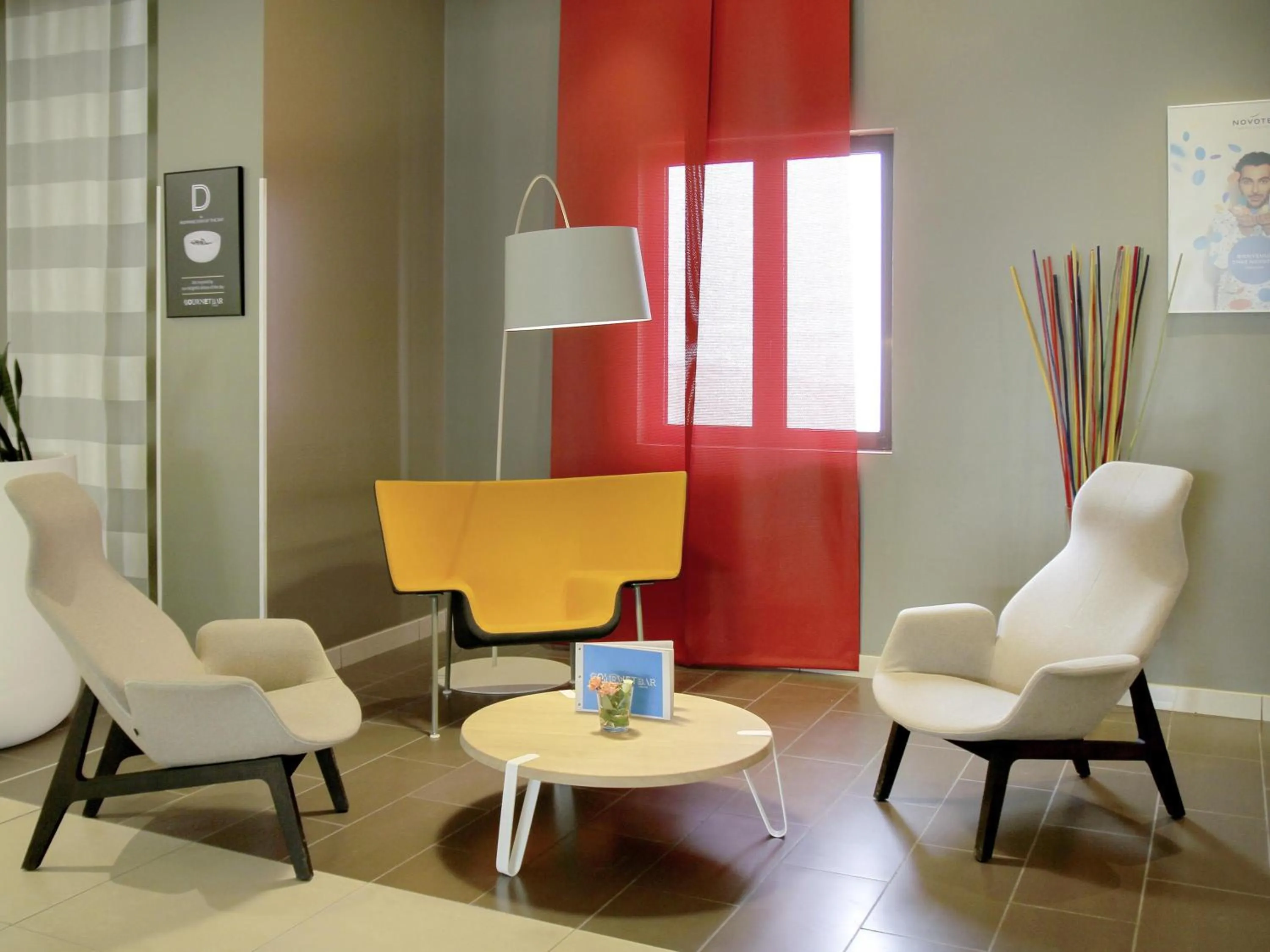 Lounge or bar in Novotel Constantine