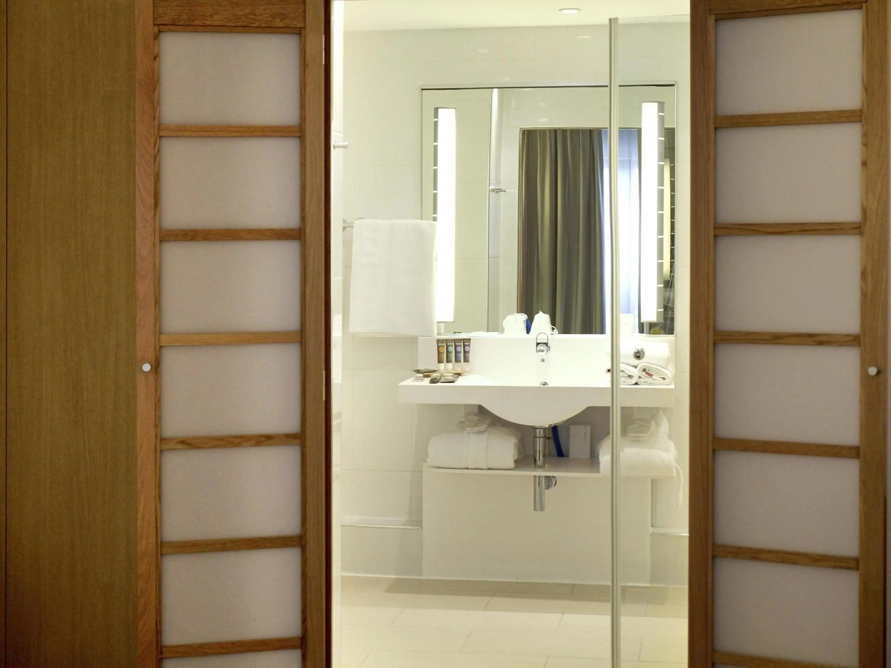 Bedroom in Novotel Constantine