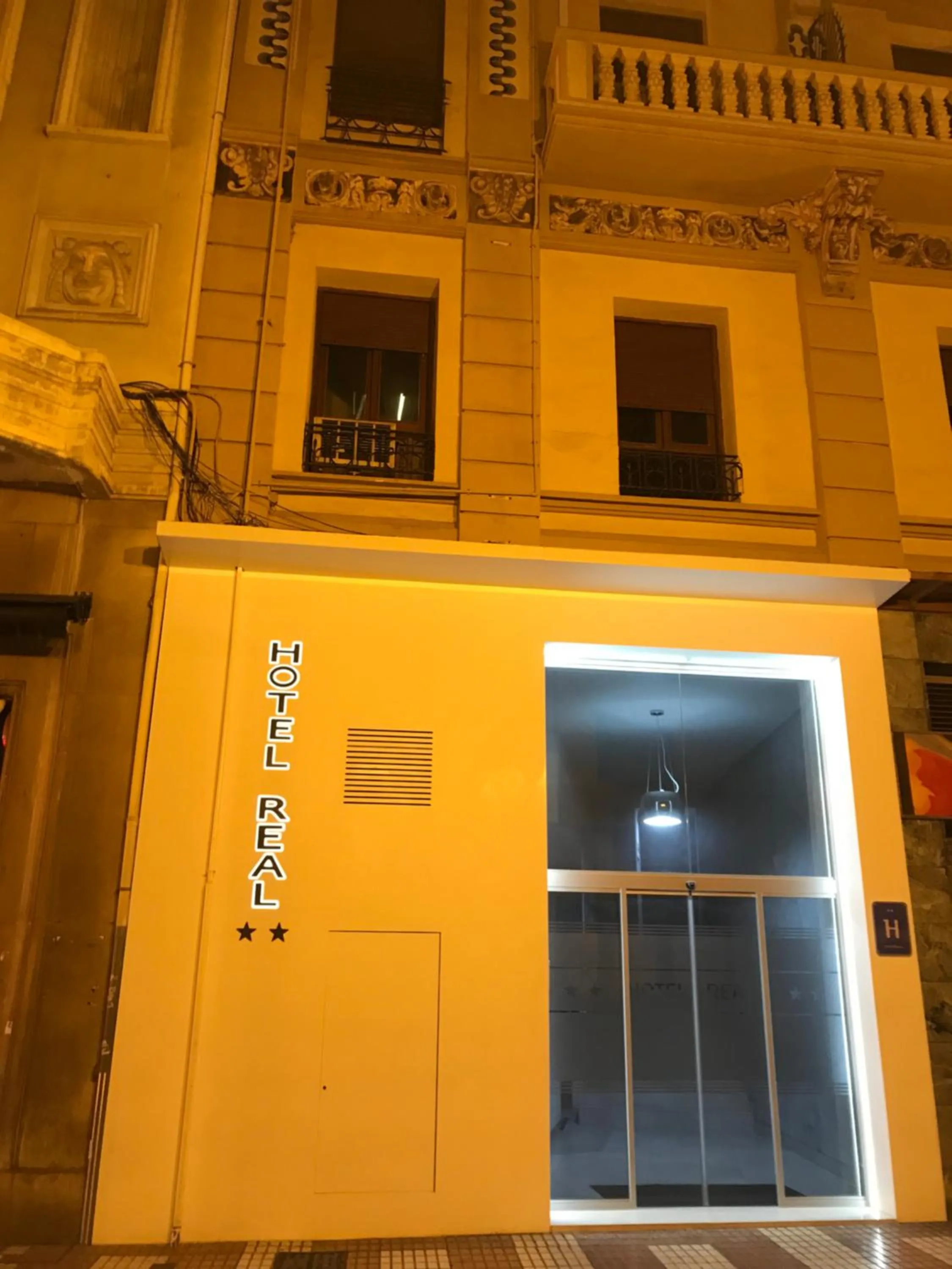 Property building in Hotel Real Castellon