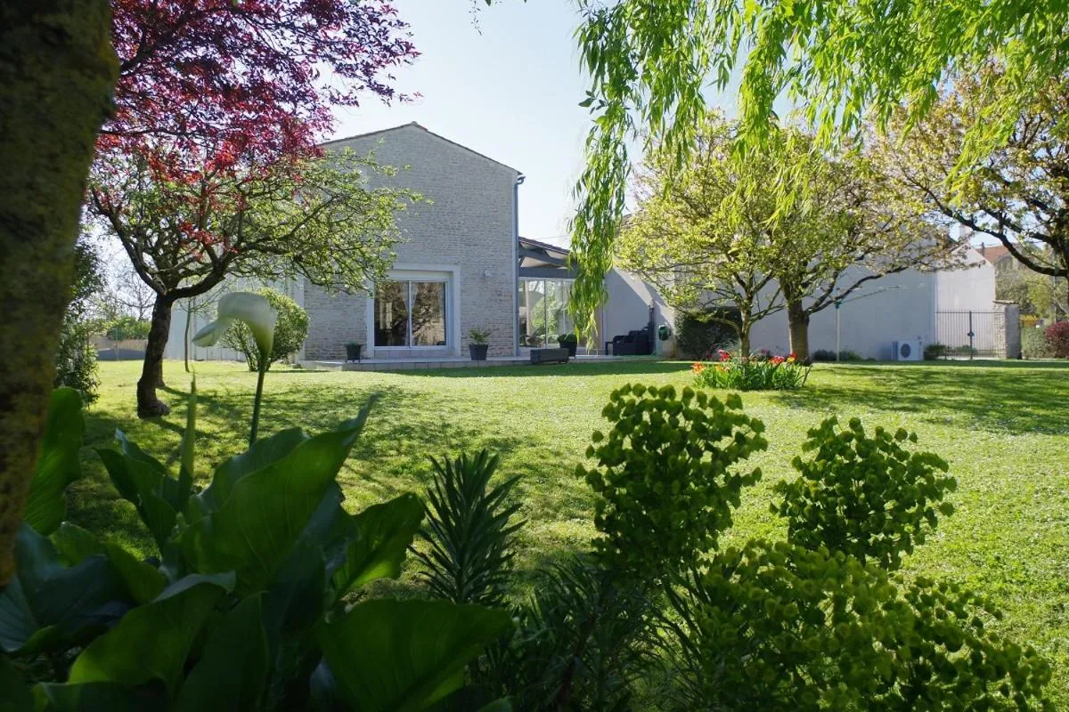 Garden in Les Lavandières