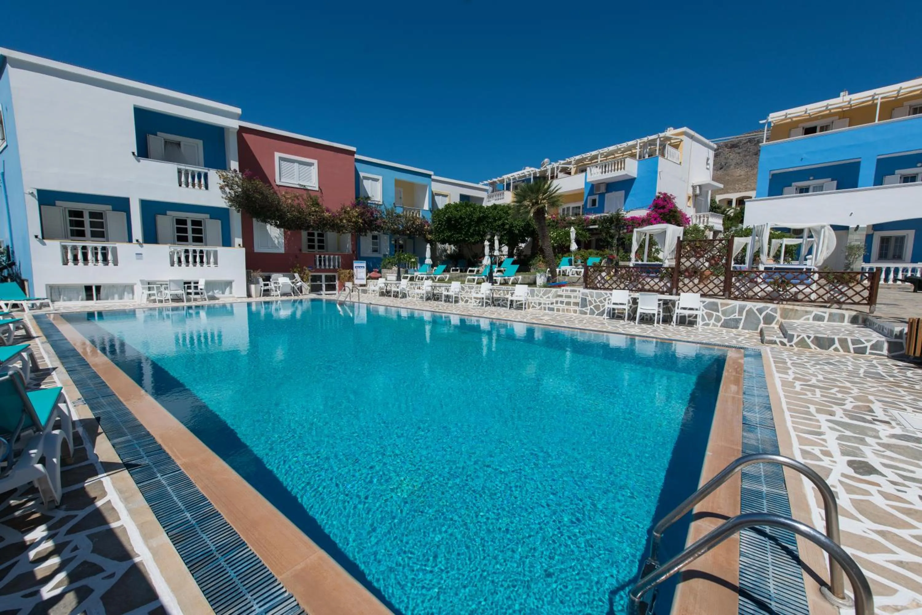 Swimming pool in Saraya Resort