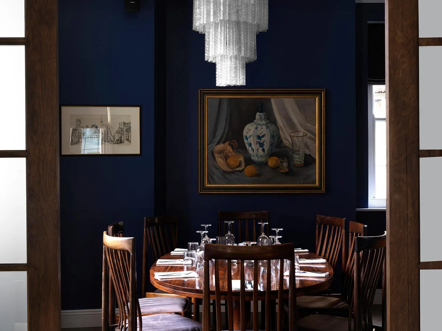 Dining area in The Coach