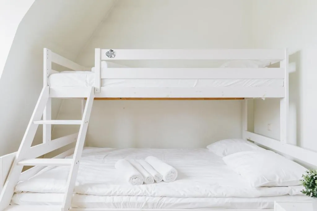 Bedroom, Bed in Dream Stay - Art gallery Family Apartment with 2 Bathrooms