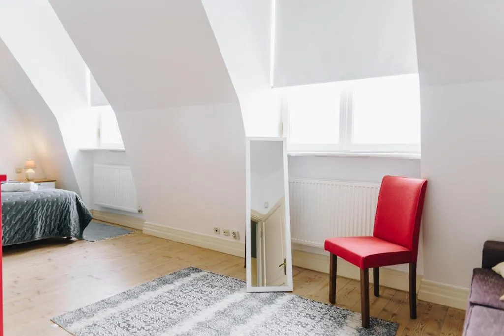 Bedroom, Bed in Dream Stay - Art gallery Family Apartment with 2 Bathrooms