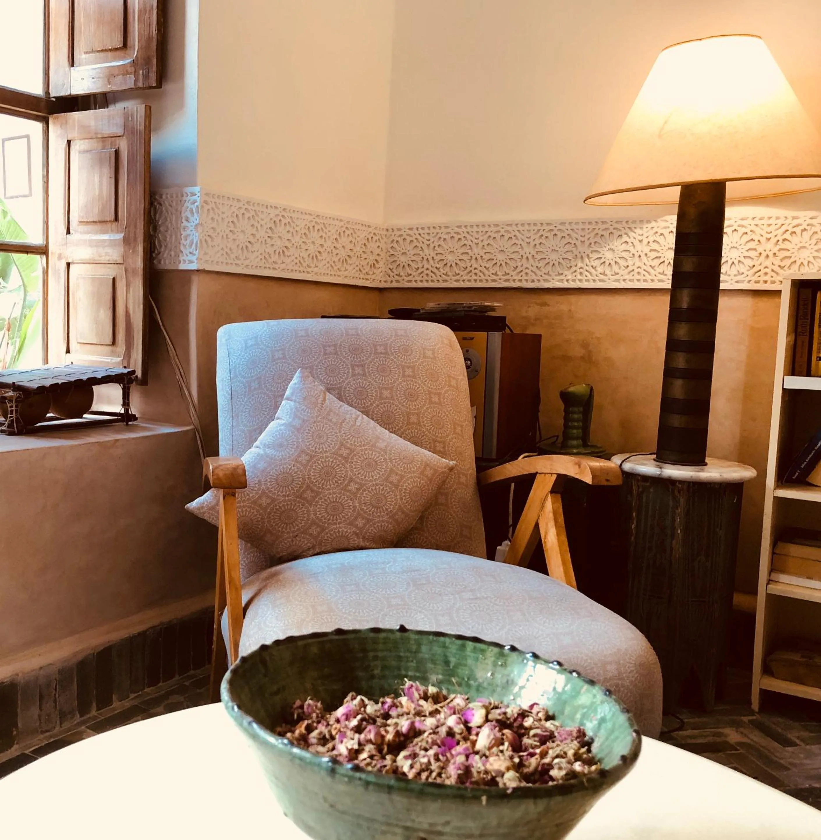 Lounge or bar in Riad Le Coq Berbère