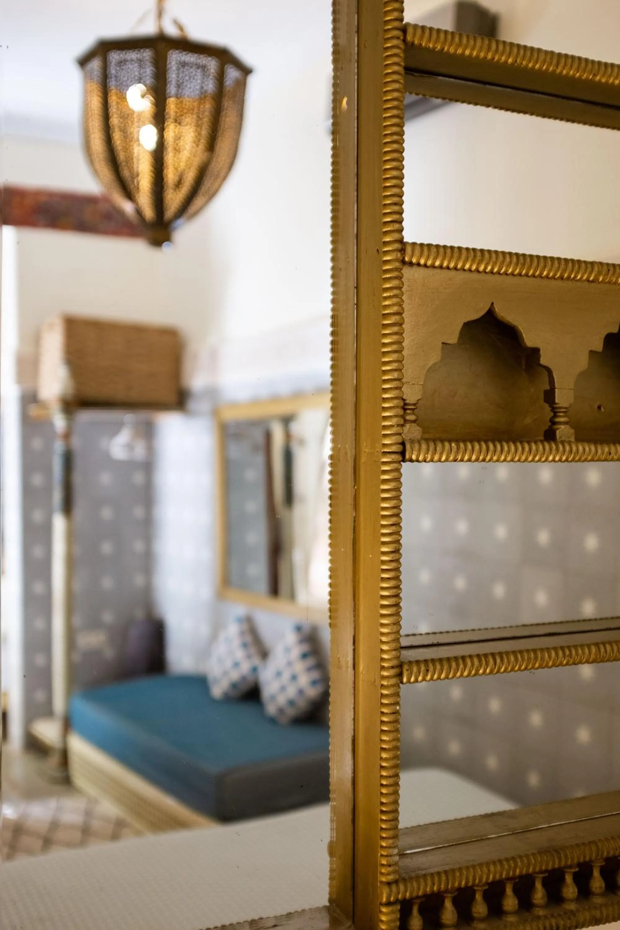 Photo of the whole room, Bed in Riad Le Coq Berbère