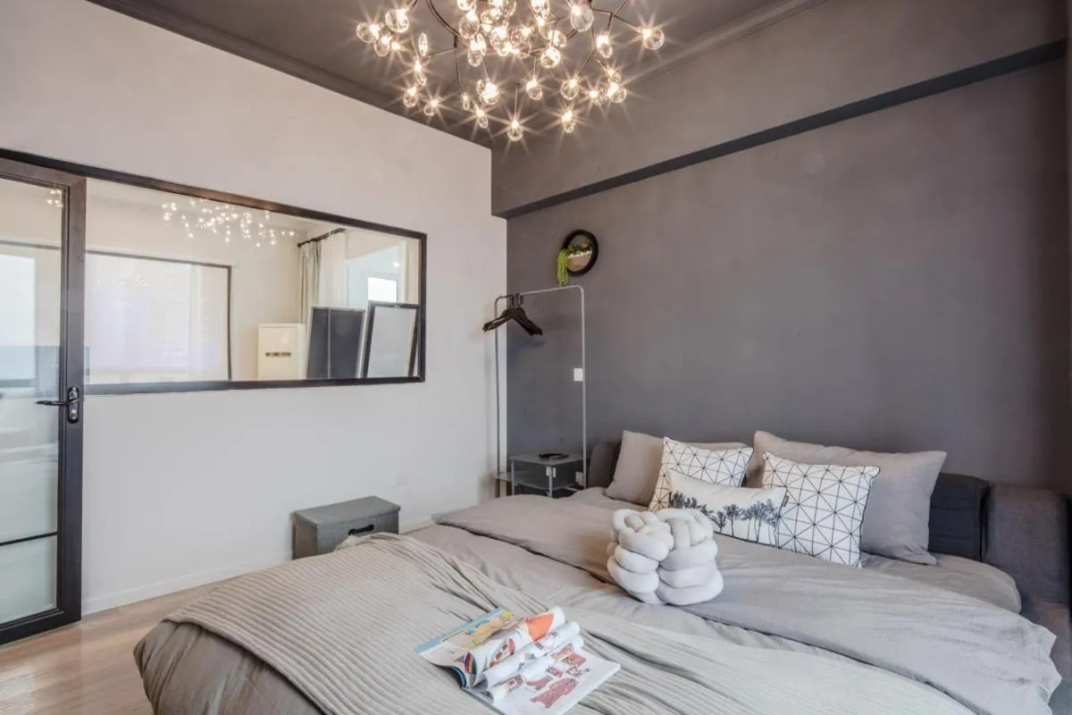 Bed in Chengdu Qingyang·Chunxi Road Locals Apartment 00138960