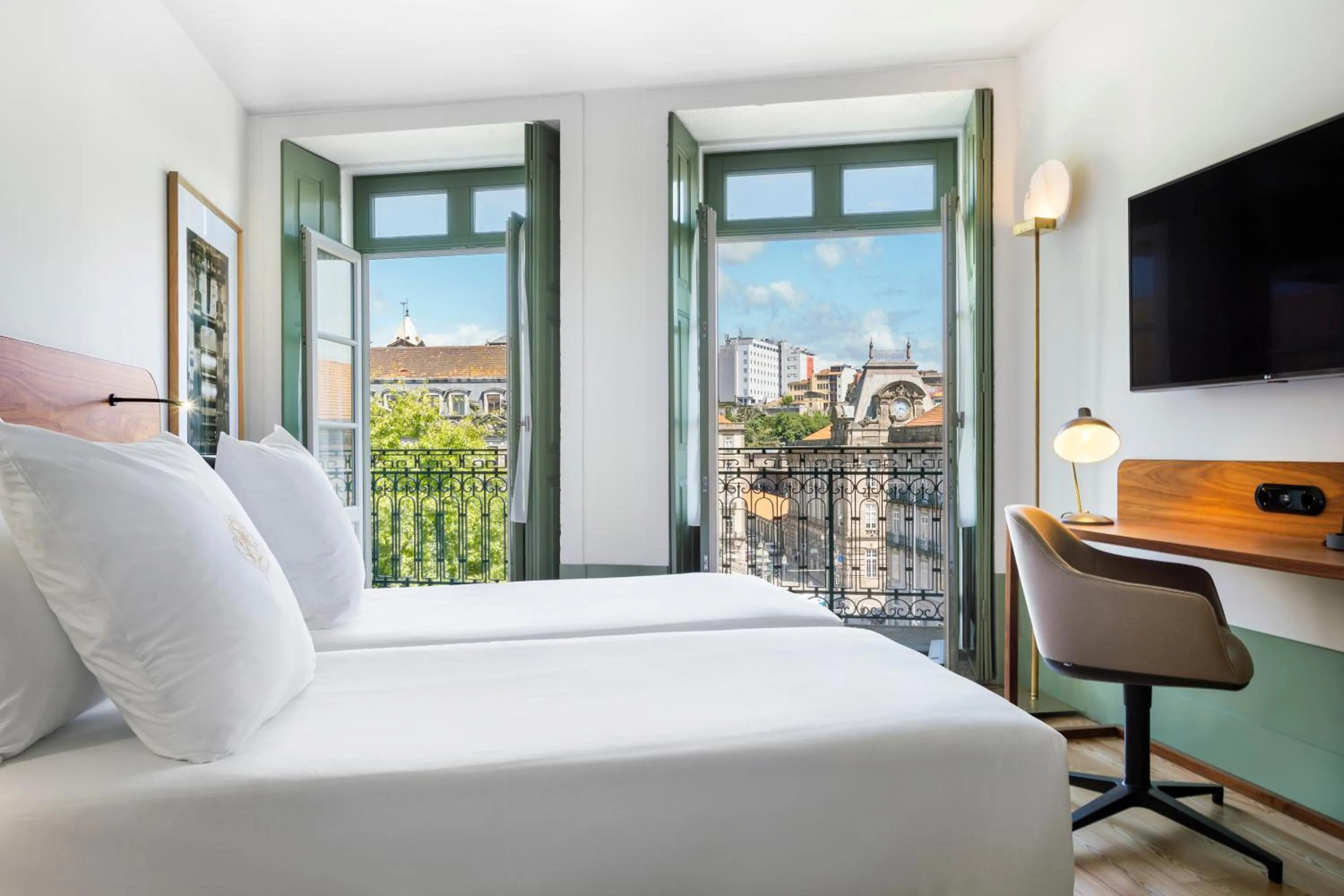 Bed in One Shot Aliados Goldsmith