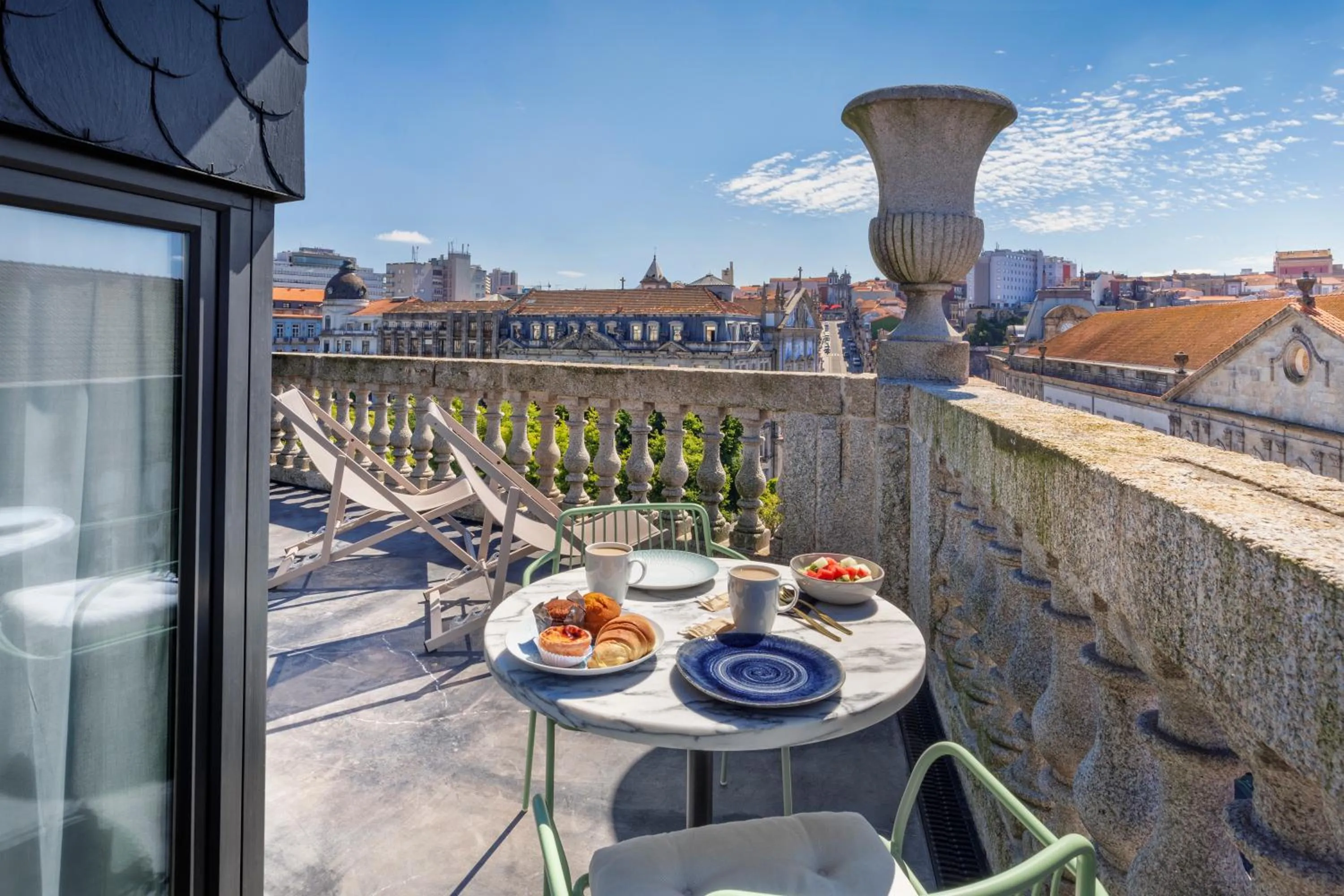 Balcony/Terrace in One Shot Aliados Goldsmith