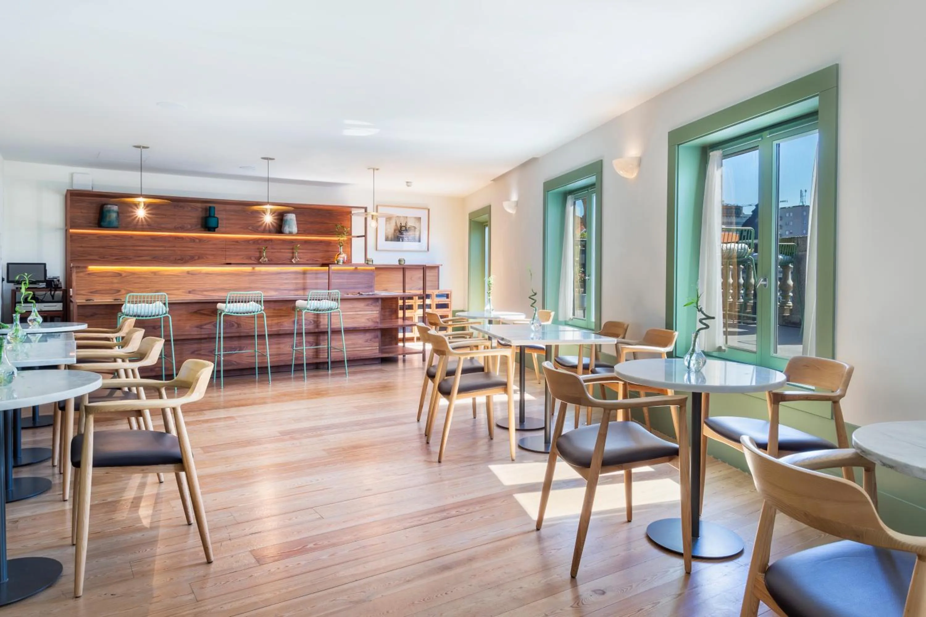 Restaurant/places to eat in One Shot Aliados Goldsmith