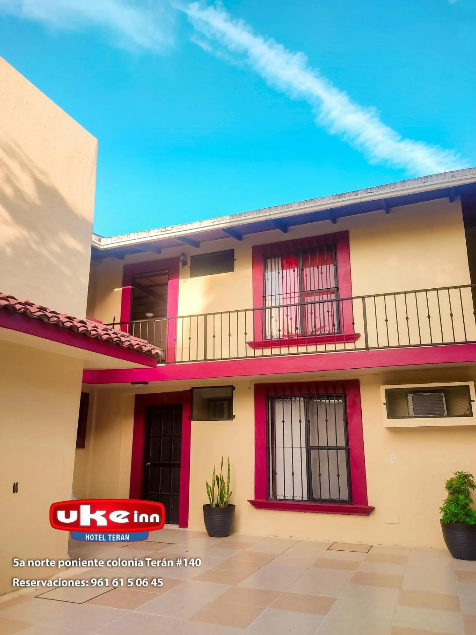 Facade/entrance in Hotel Uke Inn Terán