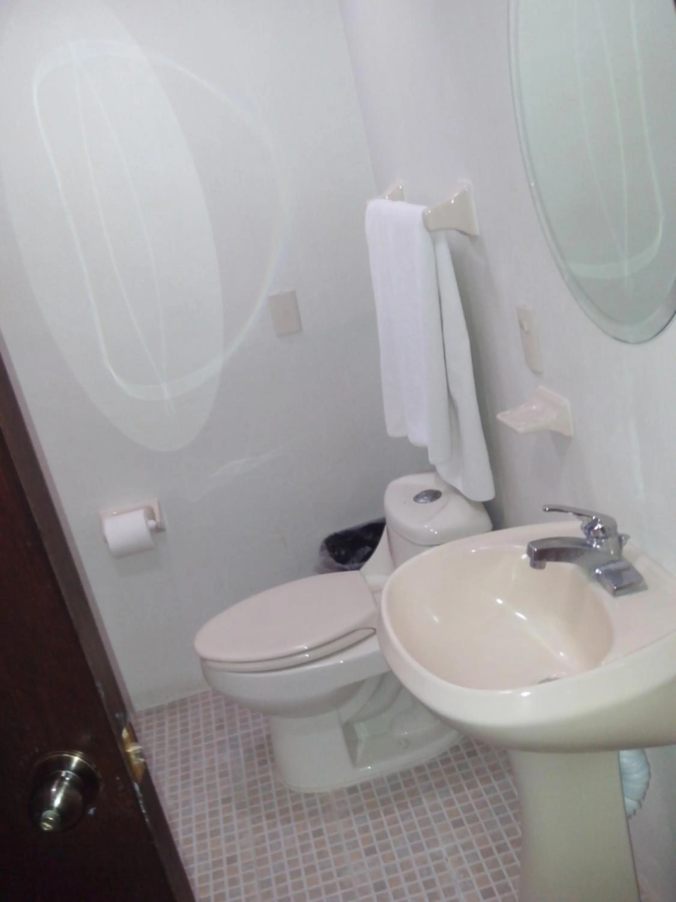 Bathroom in Hotel Uke Inn Terán