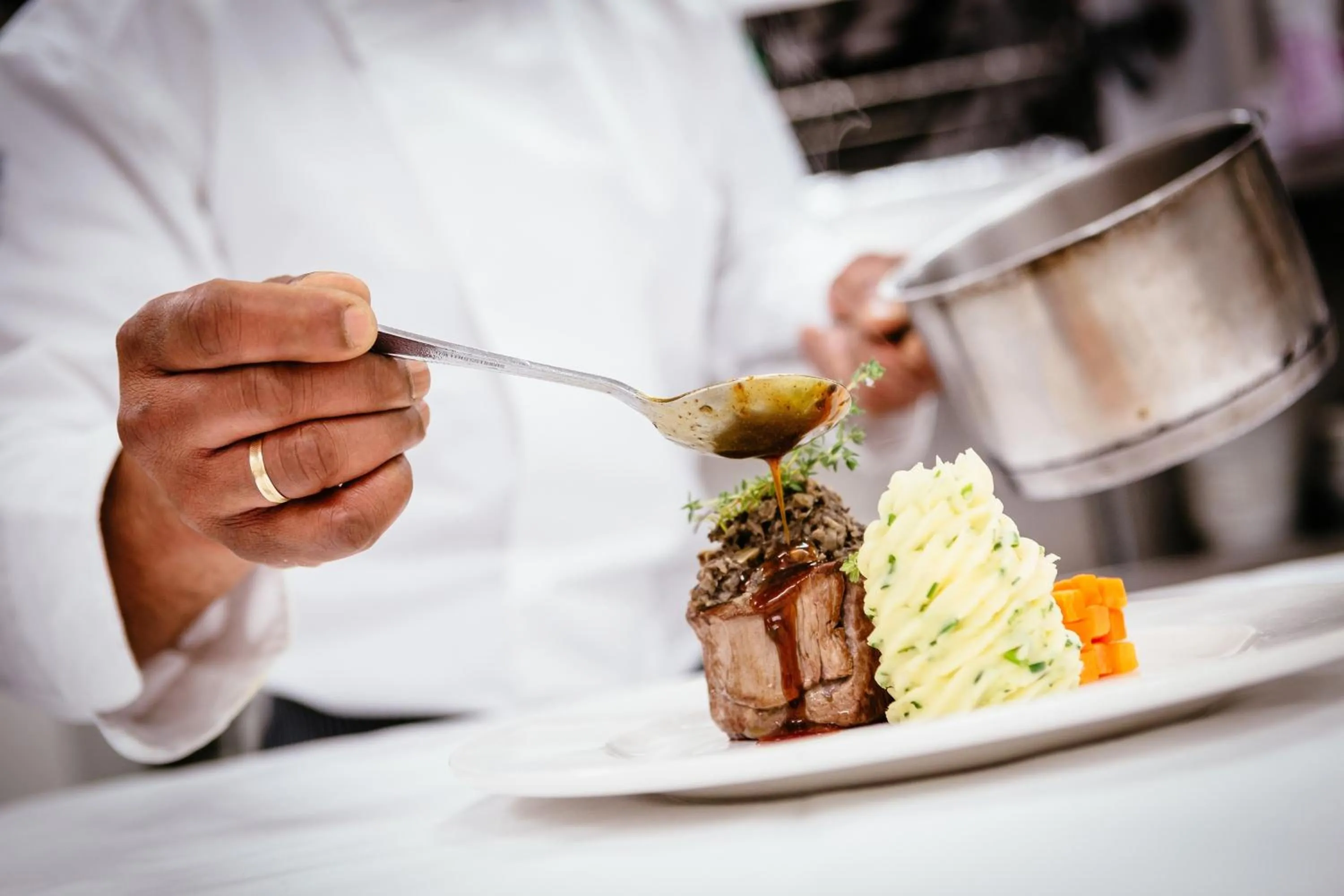 Restaurant/places to eat in Sheraton Athlone Hotel