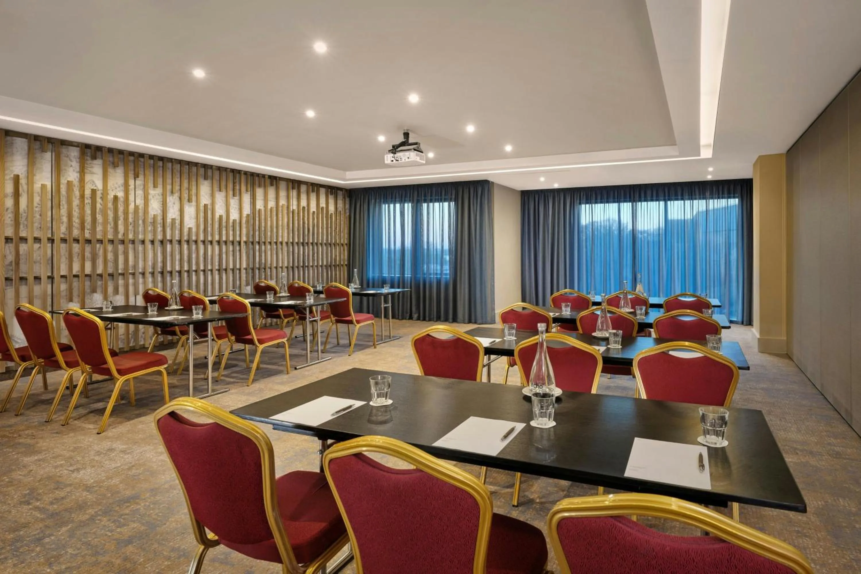Meeting/conference room in Sheraton Athlone Hotel
