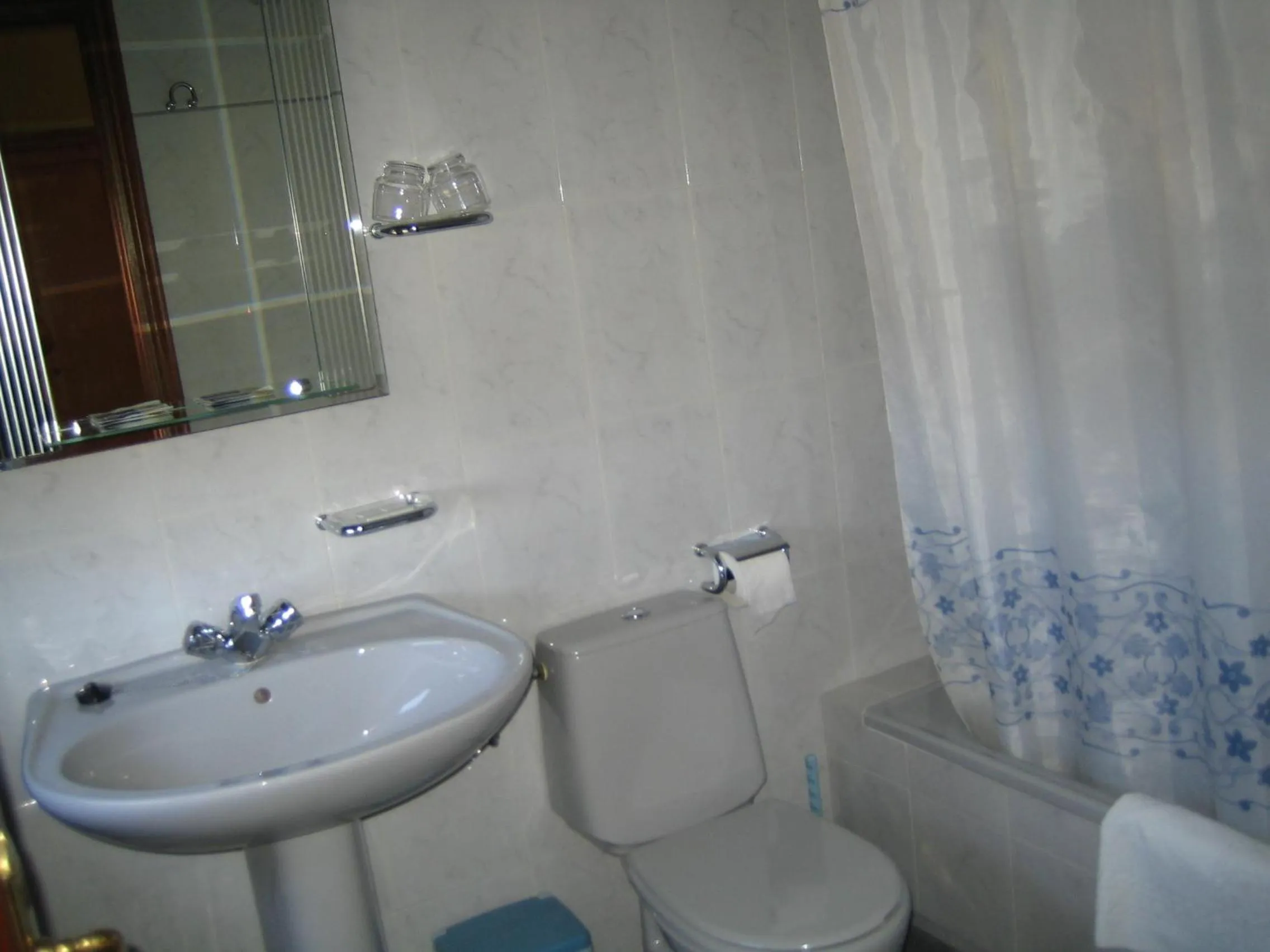 Bathroom in Hotel Chola