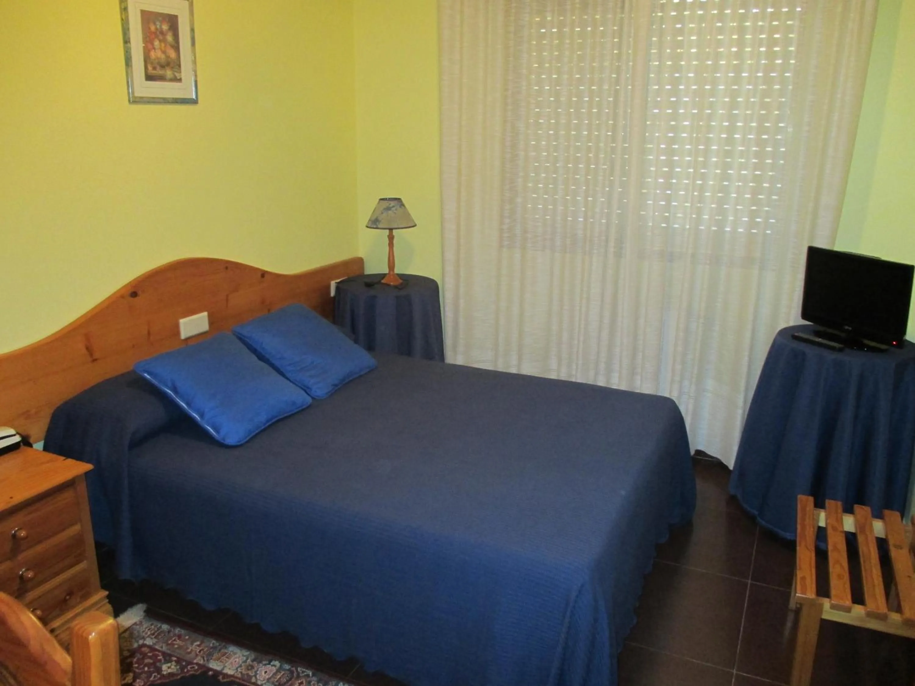 Photo of the whole room, Bed in Hotel Chola