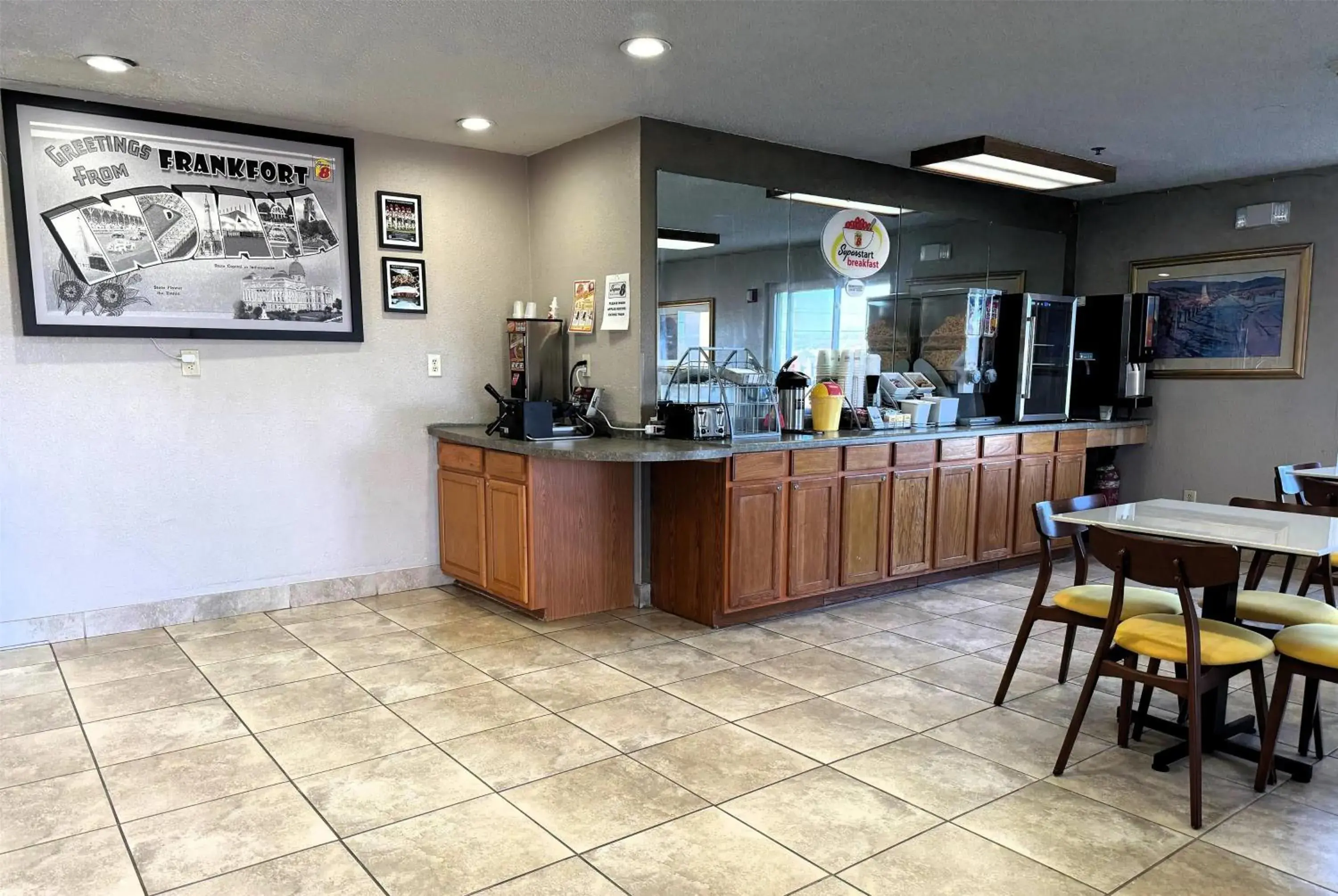Restaurant/places to eat in Super 8 by Wyndham Frankfort IN Restaurant/places to eat in Super 8 by Wyndham Frankfort IN