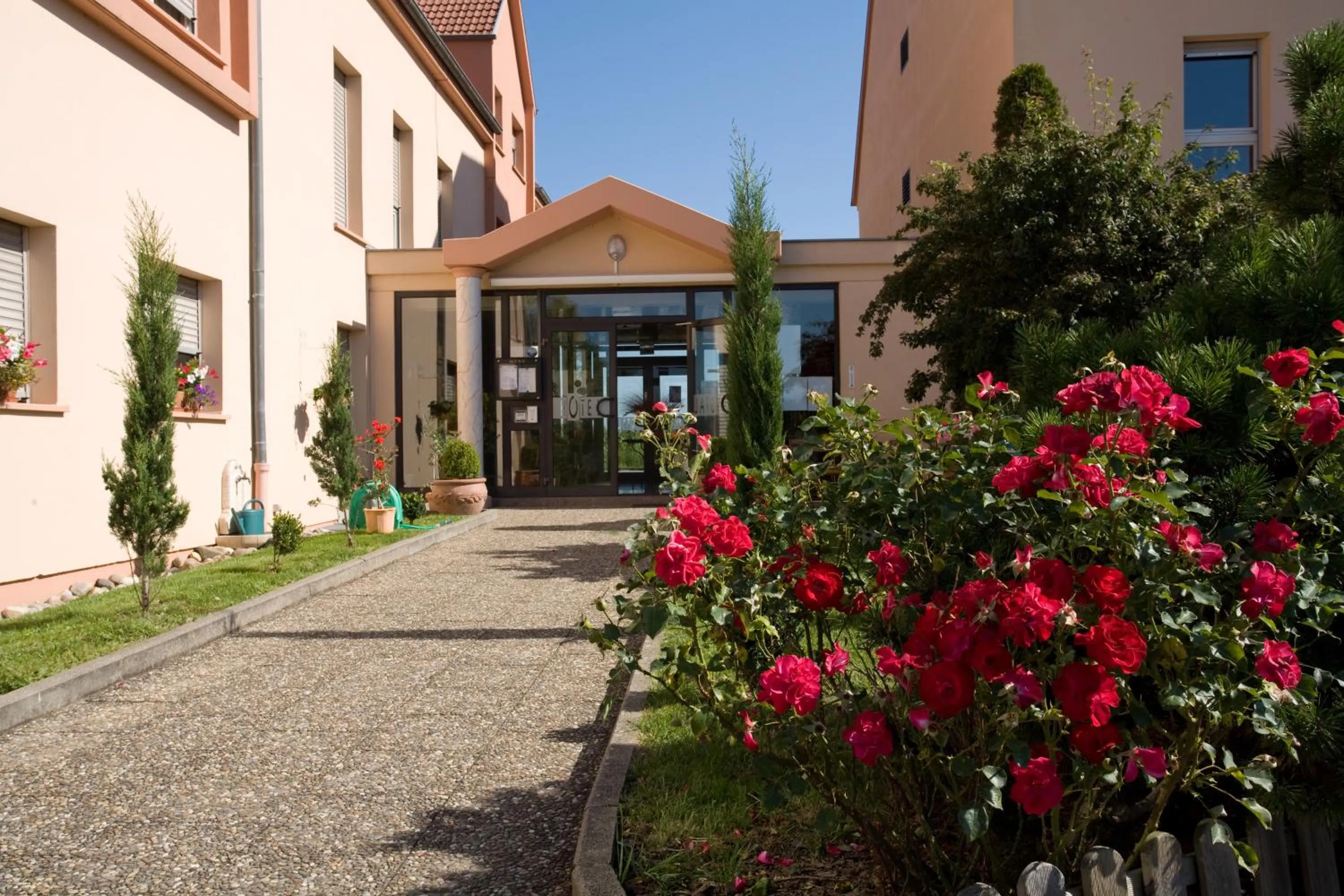 Facade/entrance in Hotel Restaurant Crystal