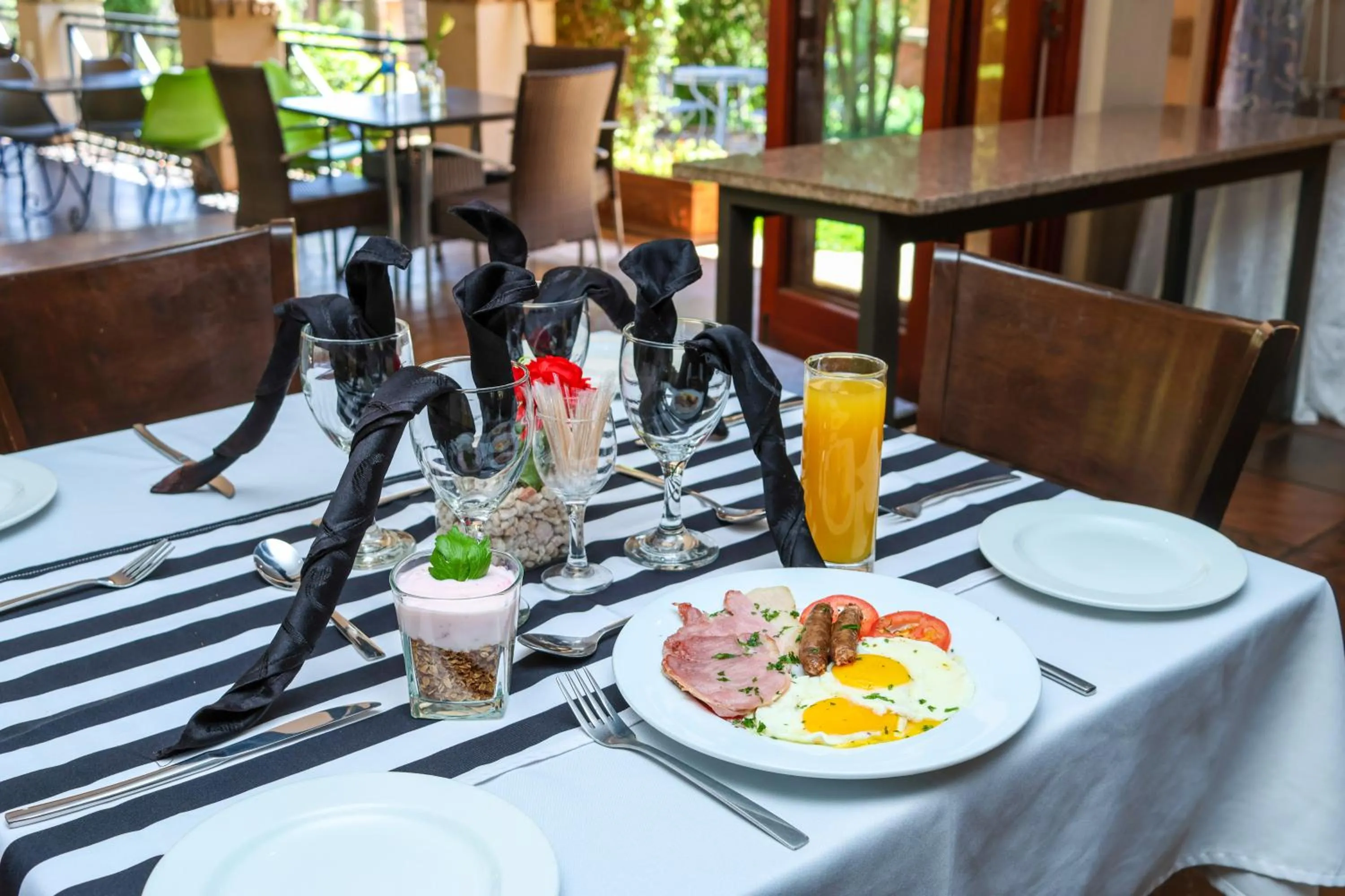 Dining area in Thaba Legae Guest Lodge