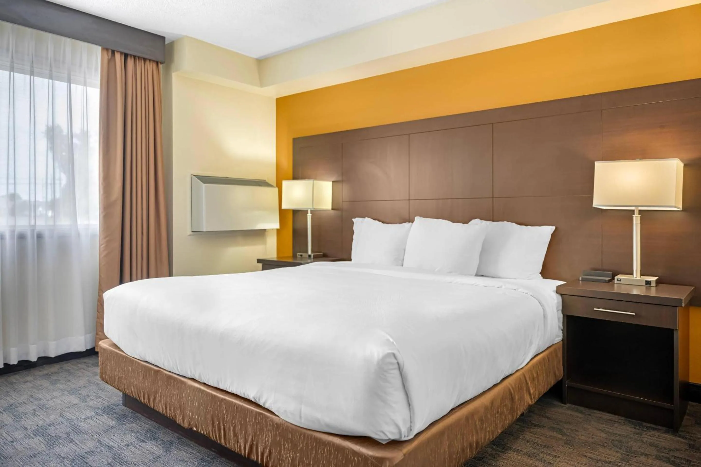 Bedroom, Bed in Quality Inn & Suites