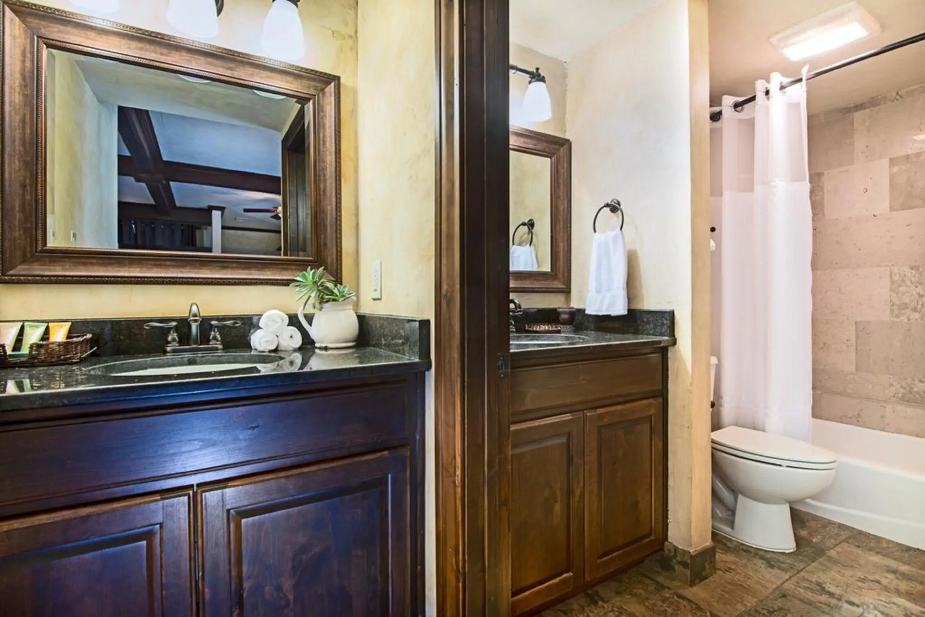 Bathroom in Tapatio Springs Hill Country Resort Bathroom in Tapatio Springs Hill Country Resort