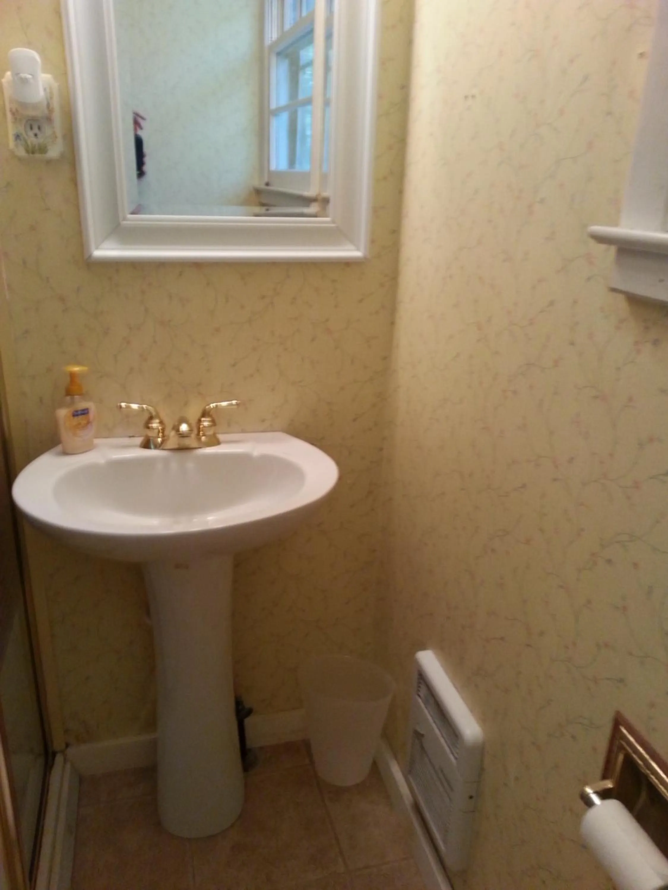 Bathroom in Arrowmont Stables & Cabins