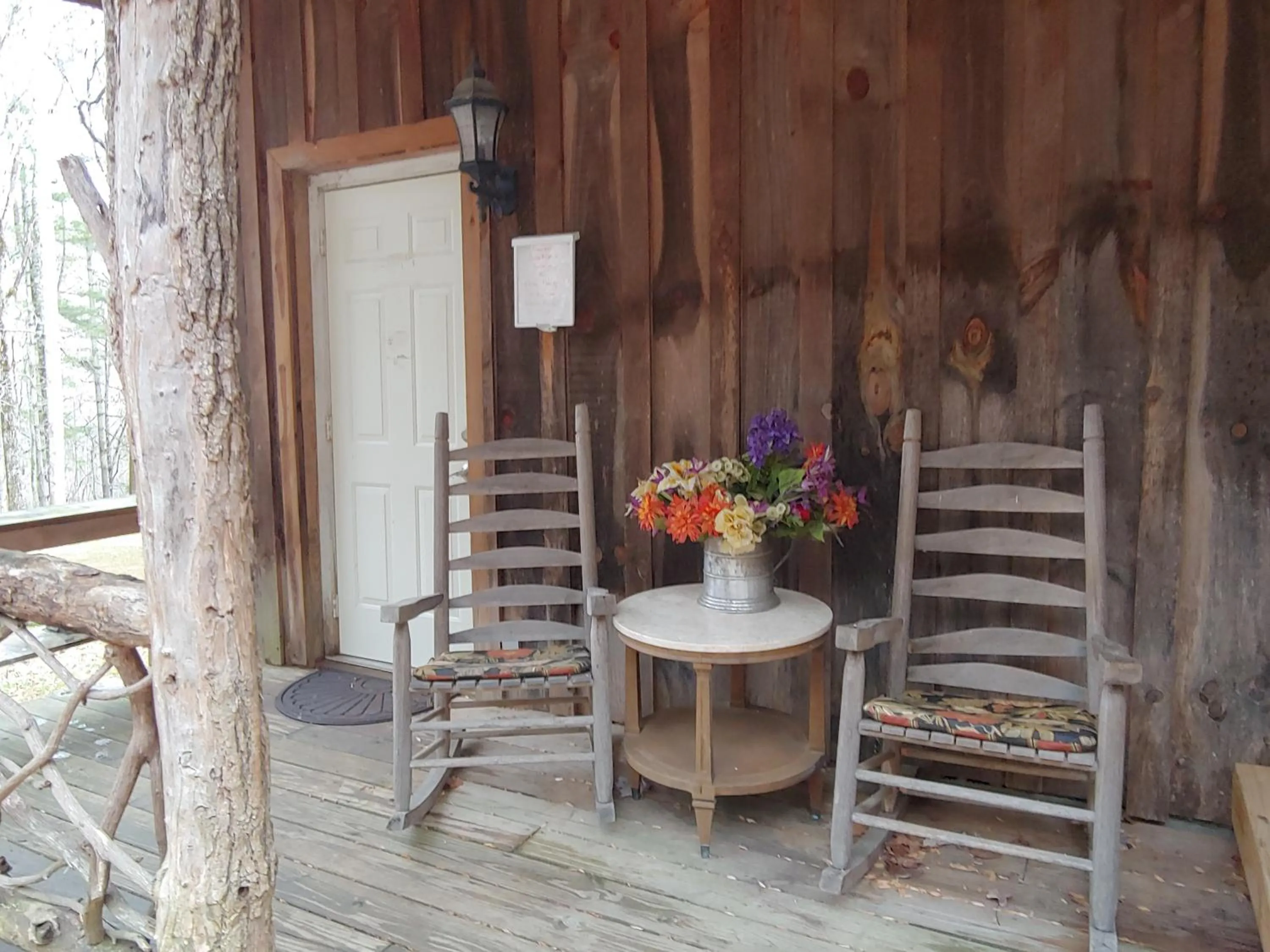 Facade/entrance in Arrowmont Stables & Cabins