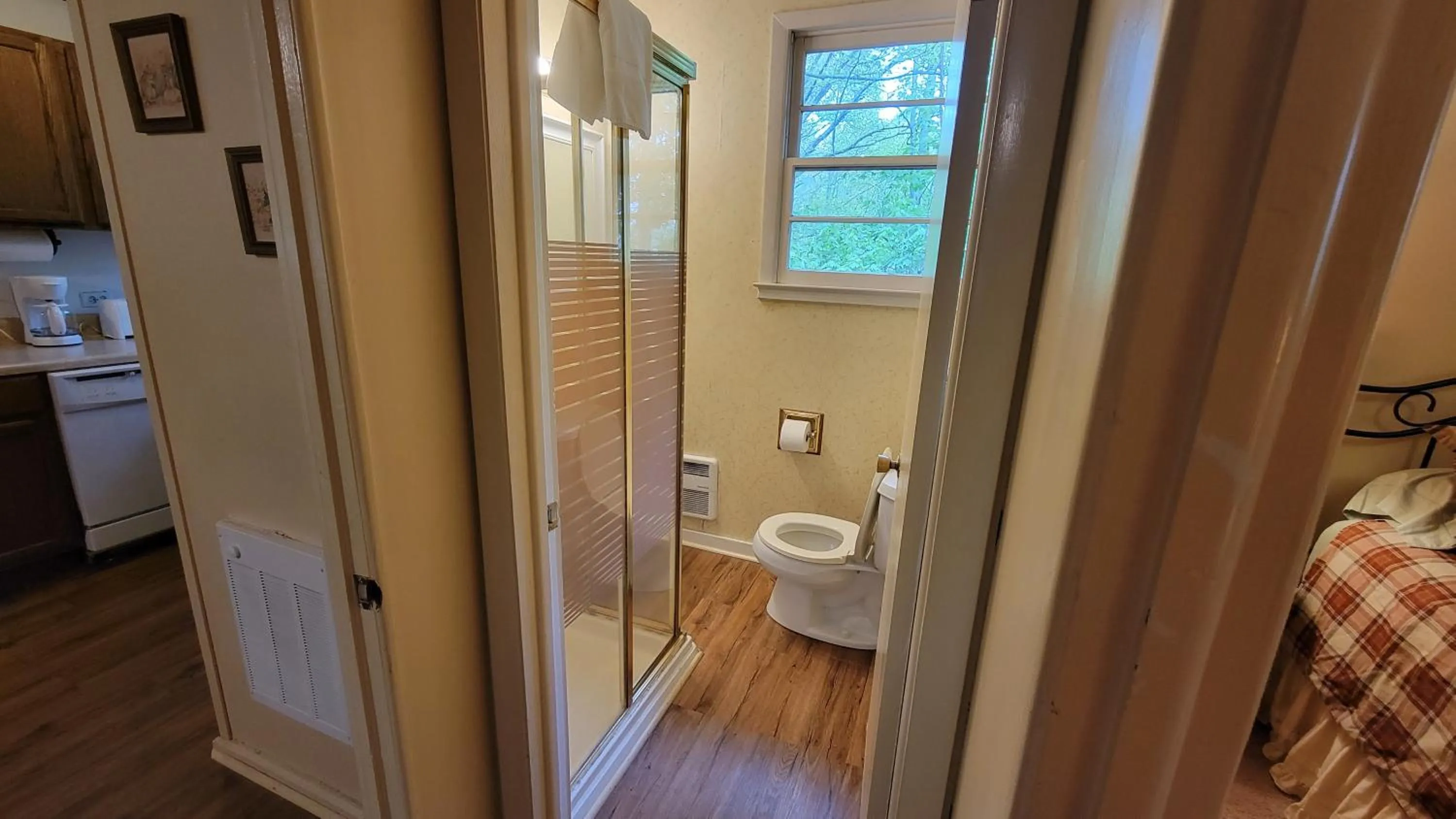 Bathroom in Arrowmont Stables & Cabins