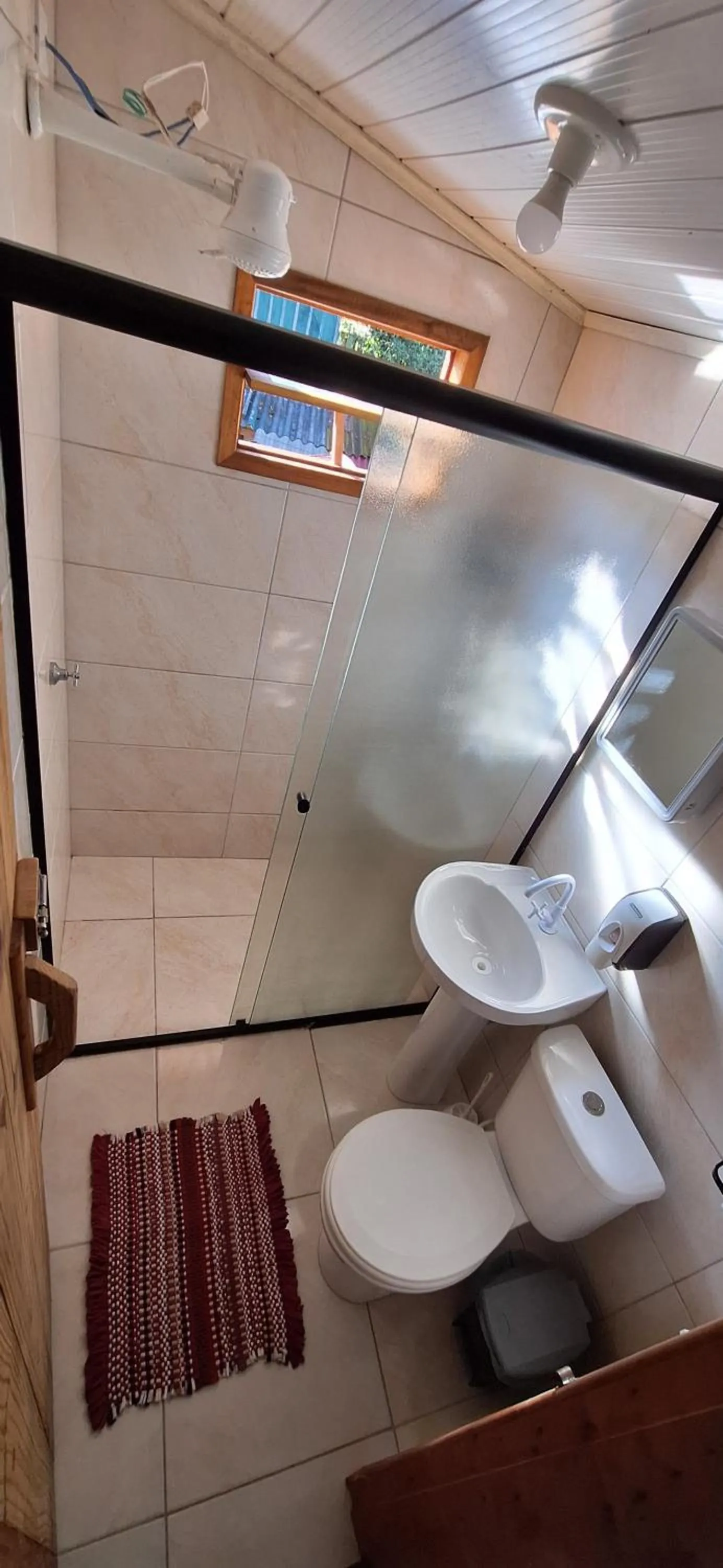 Shower in Pousada e Camping do Clodo