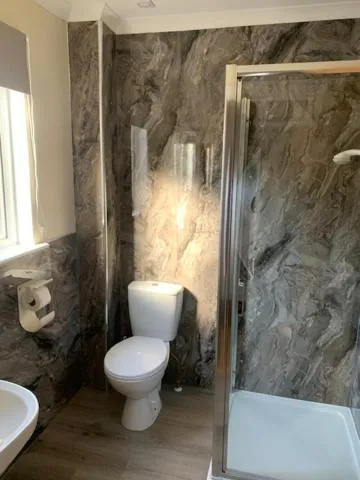 Shower in Birchbrae Highland Lodges