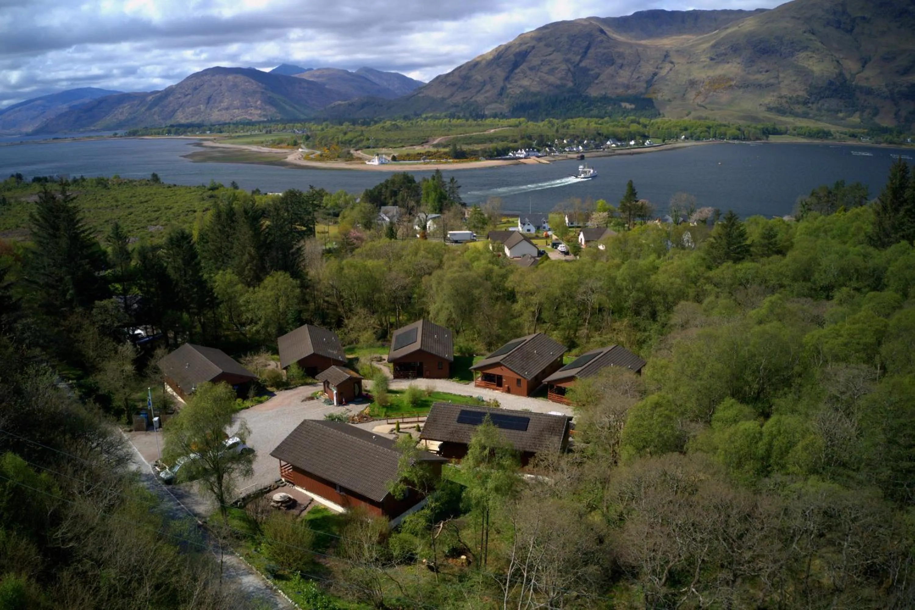 Property building in Birchbrae Highland Lodges