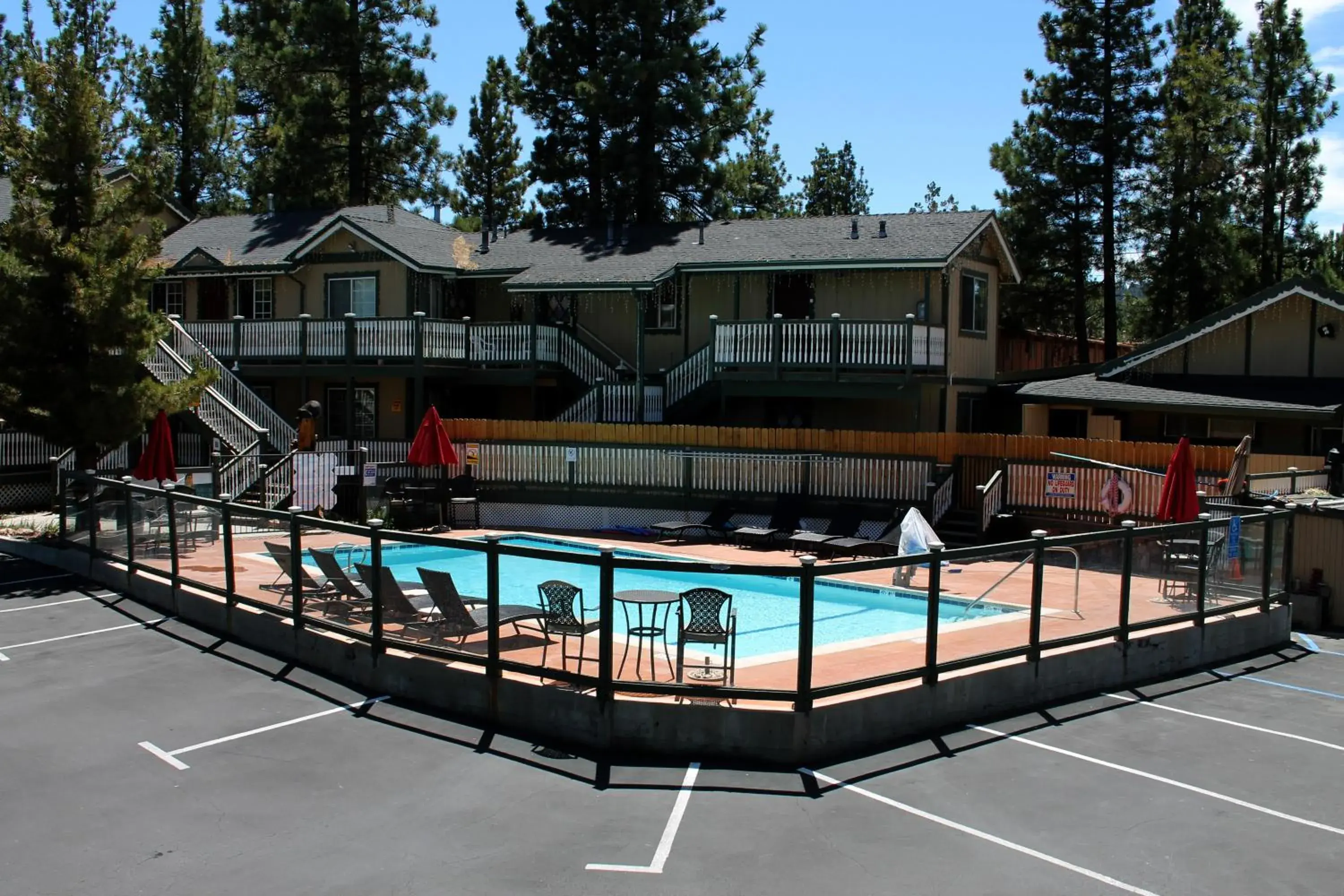 Property building in Fireside Lodge Property building in Fireside Lodge