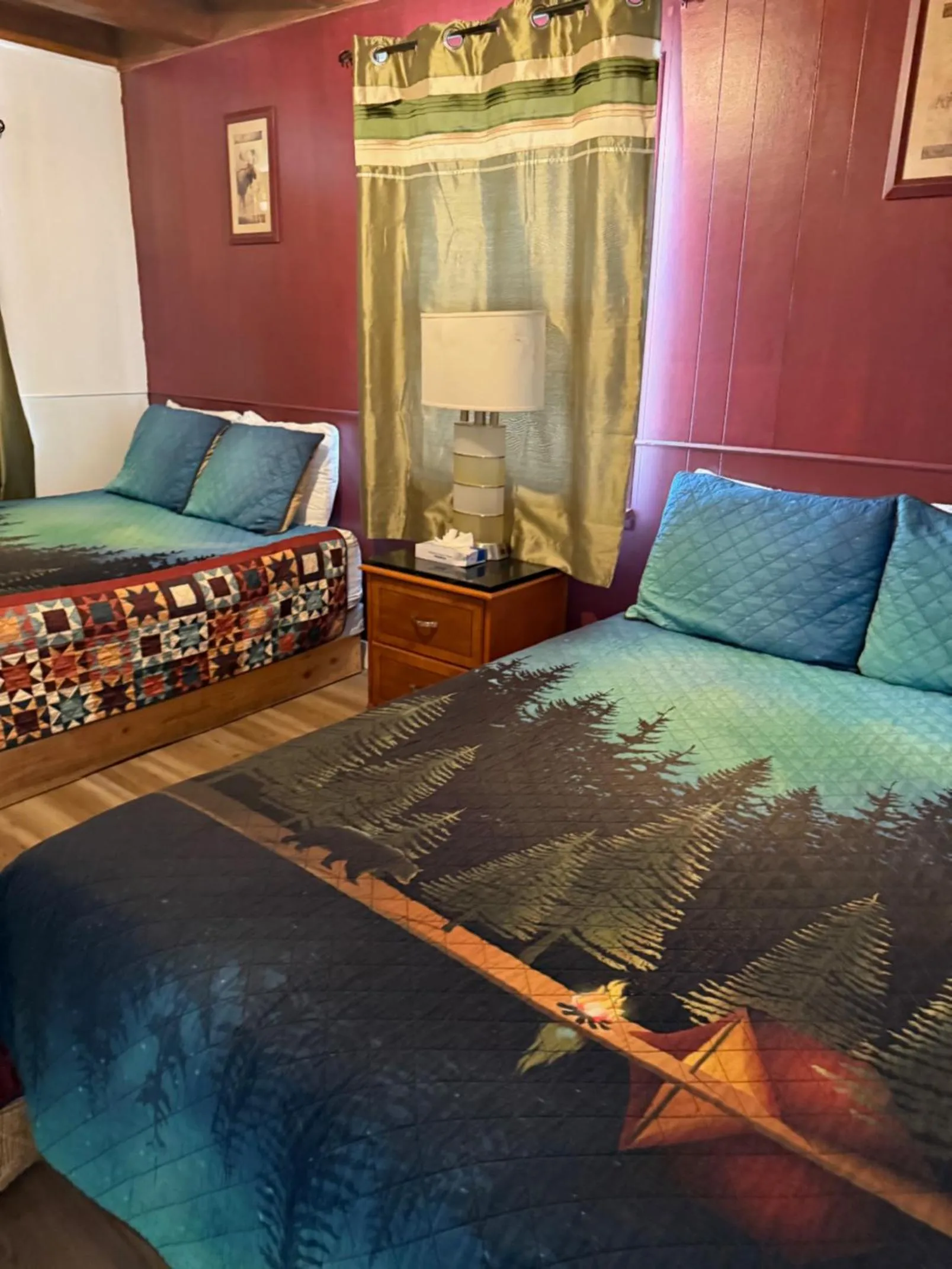 Bed in Fireside Lodge