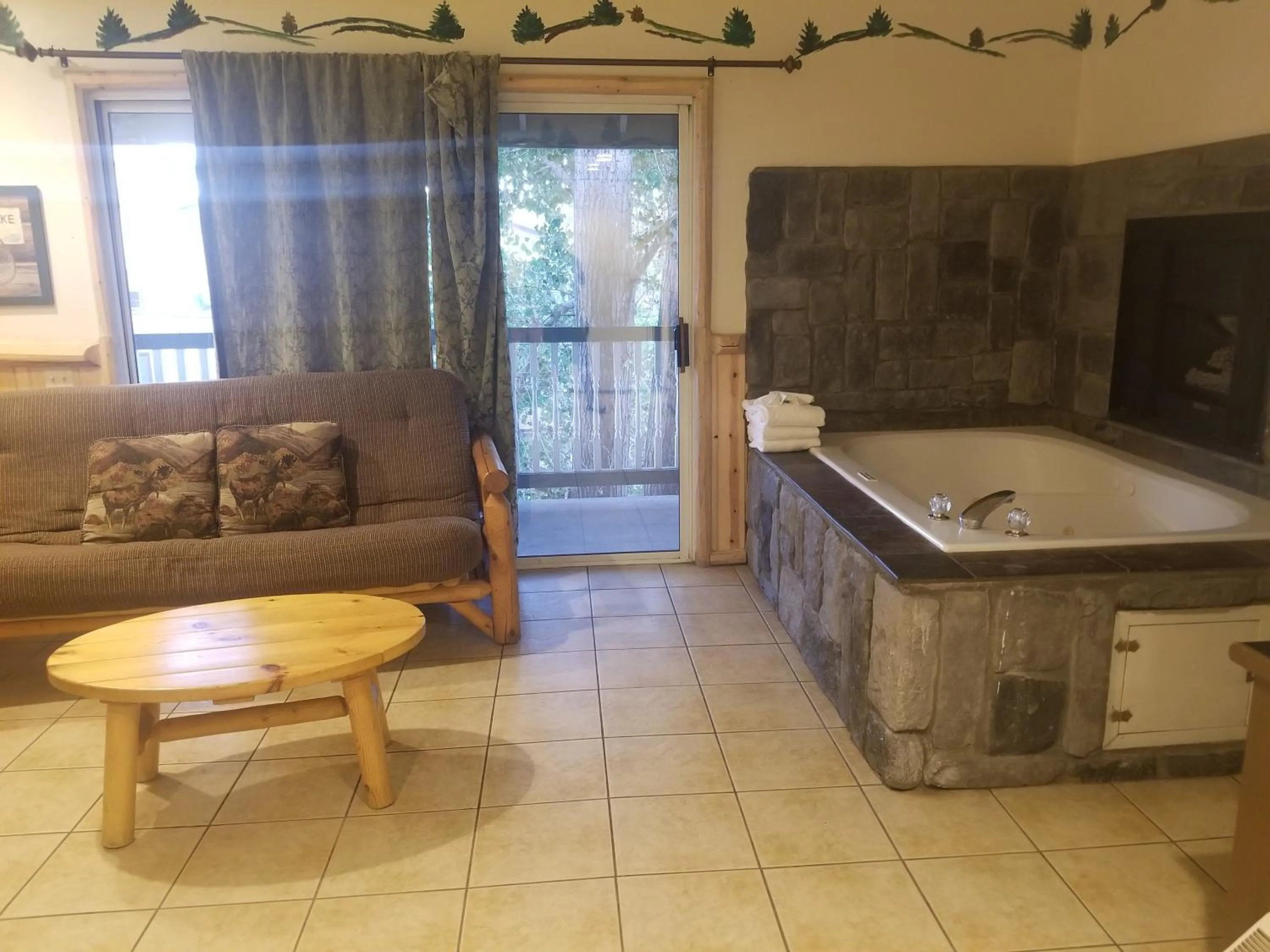 Hot Tub in Fireside Lodge