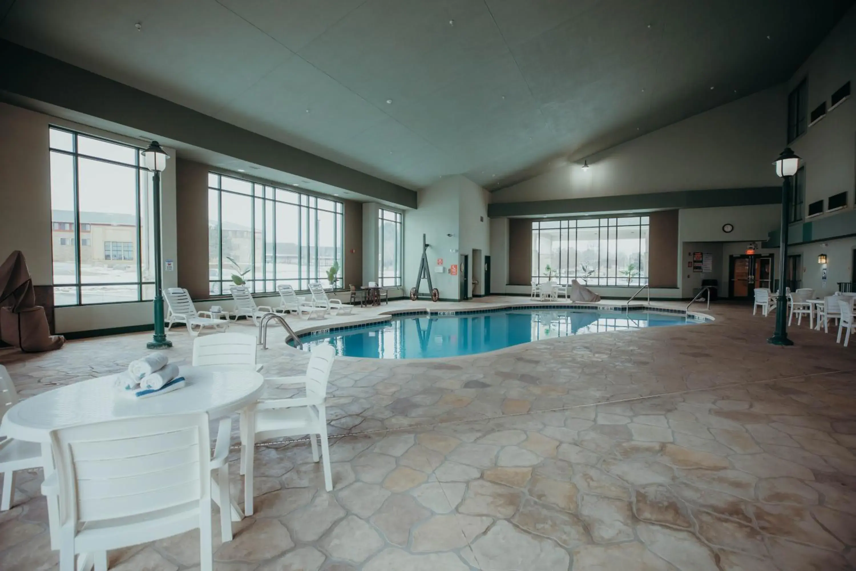 Swimming pool in Wildwood Lodge Swimming pool in Wildwood Lodge