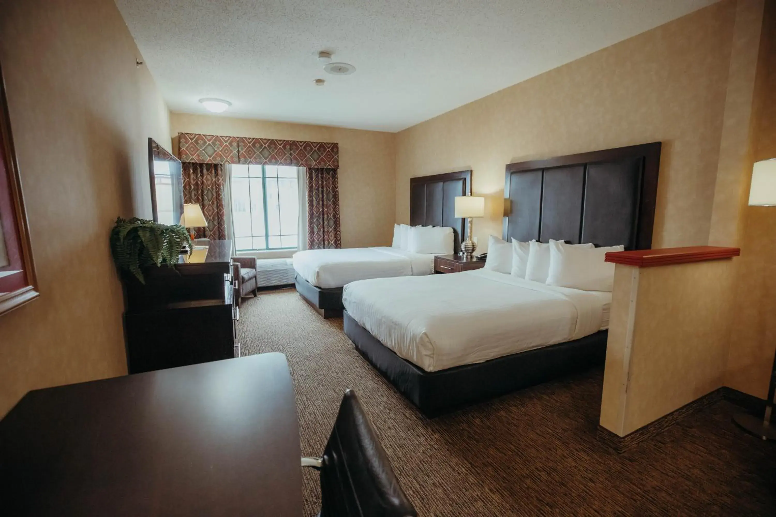 Bedroom, Bed in Wildwood Lodge Bedroom, Bed in Wildwood Lodge