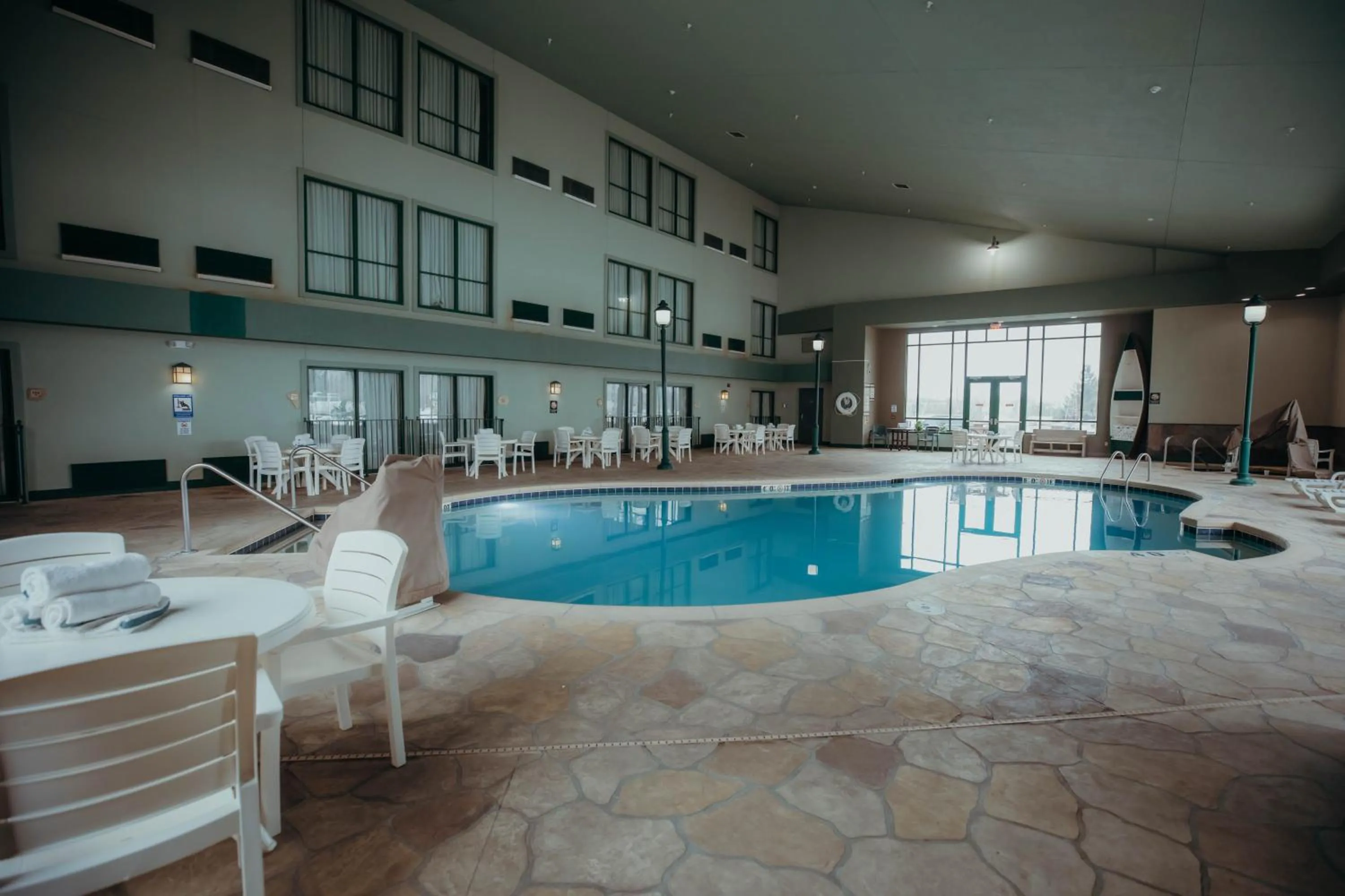 Swimming pool in Wildwood Lodge