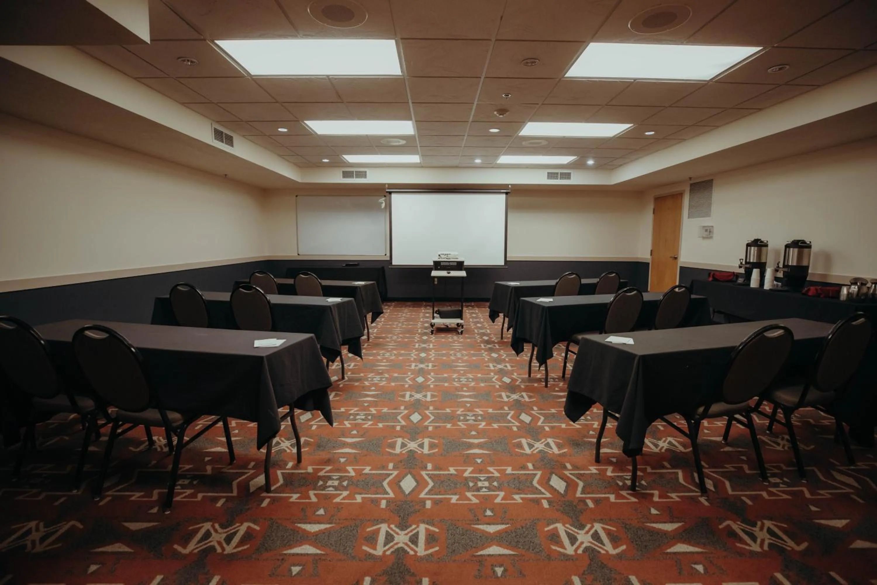 Meeting/conference room in Wildwood Lodge