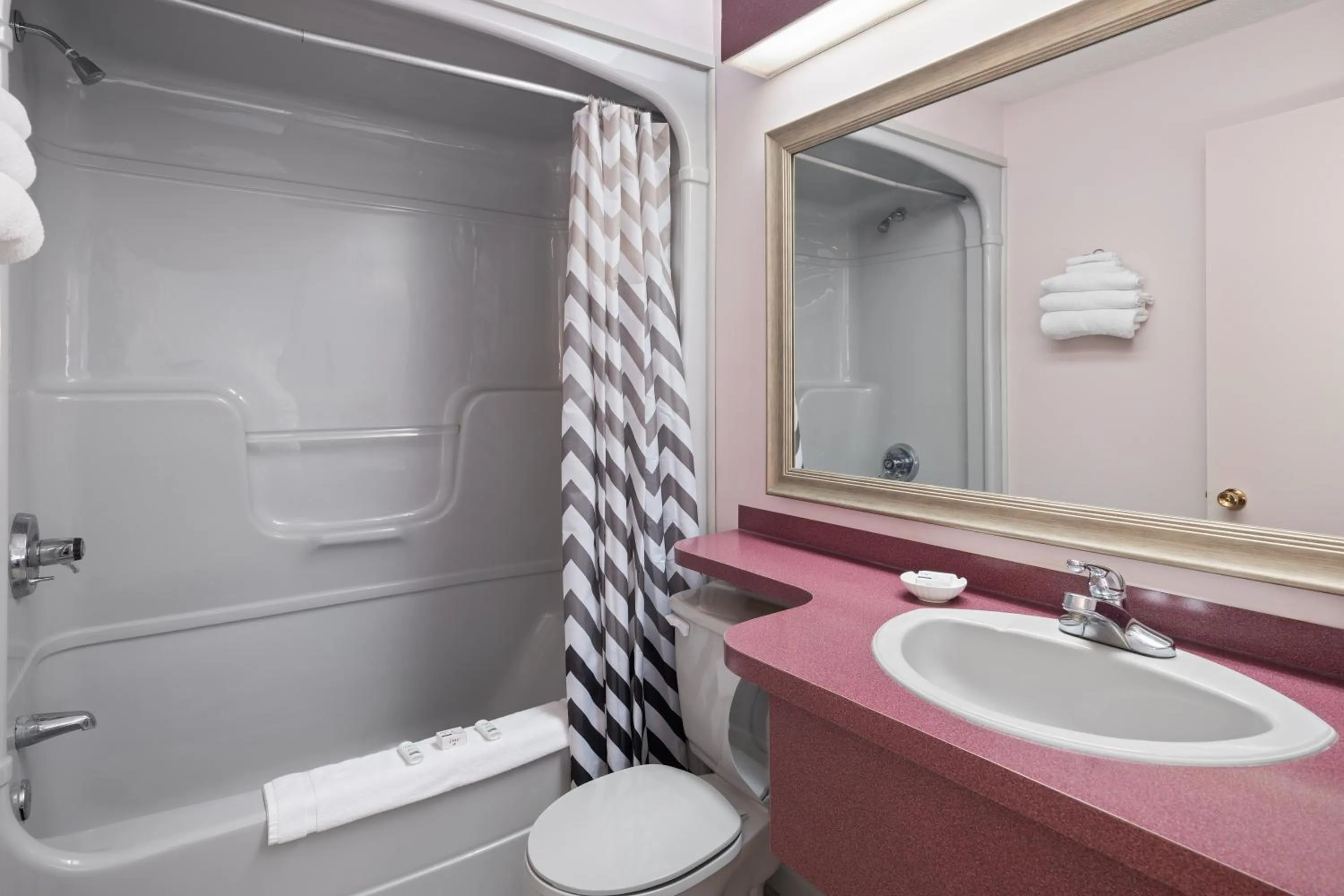 Travelodge by Wyndham Grand Falls