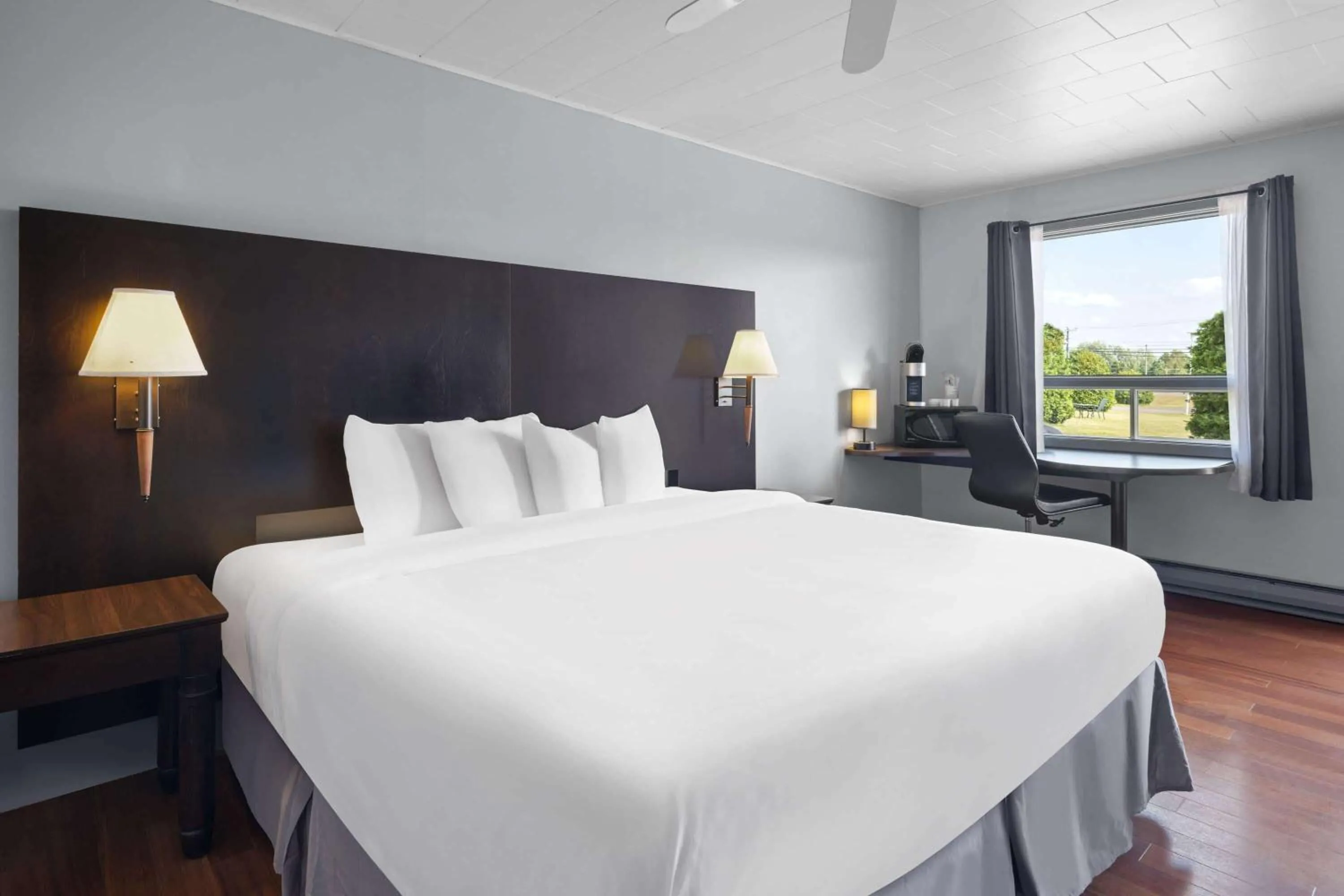 Photo of the whole room, Bed in Travelodge by Wyndham Grand Falls