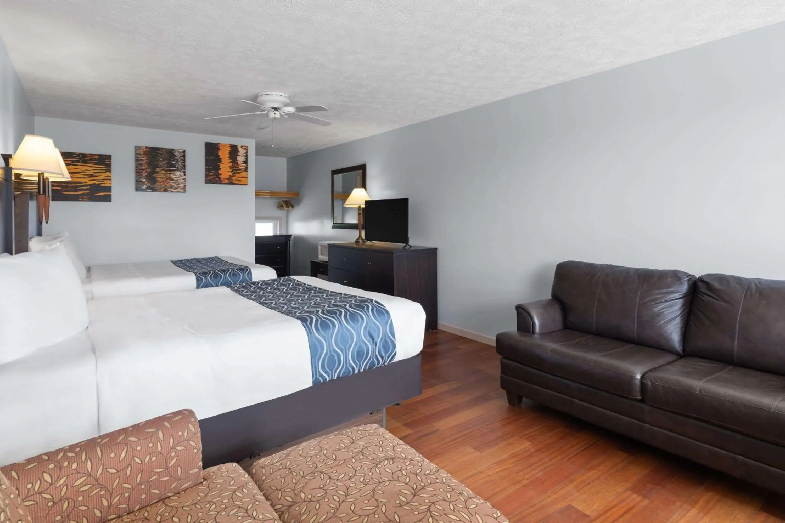 Photo of the whole room, Bed in Travelodge by Wyndham Grand Falls Photo of the whole room, Bed in Travelodge by Wyndham Grand Falls