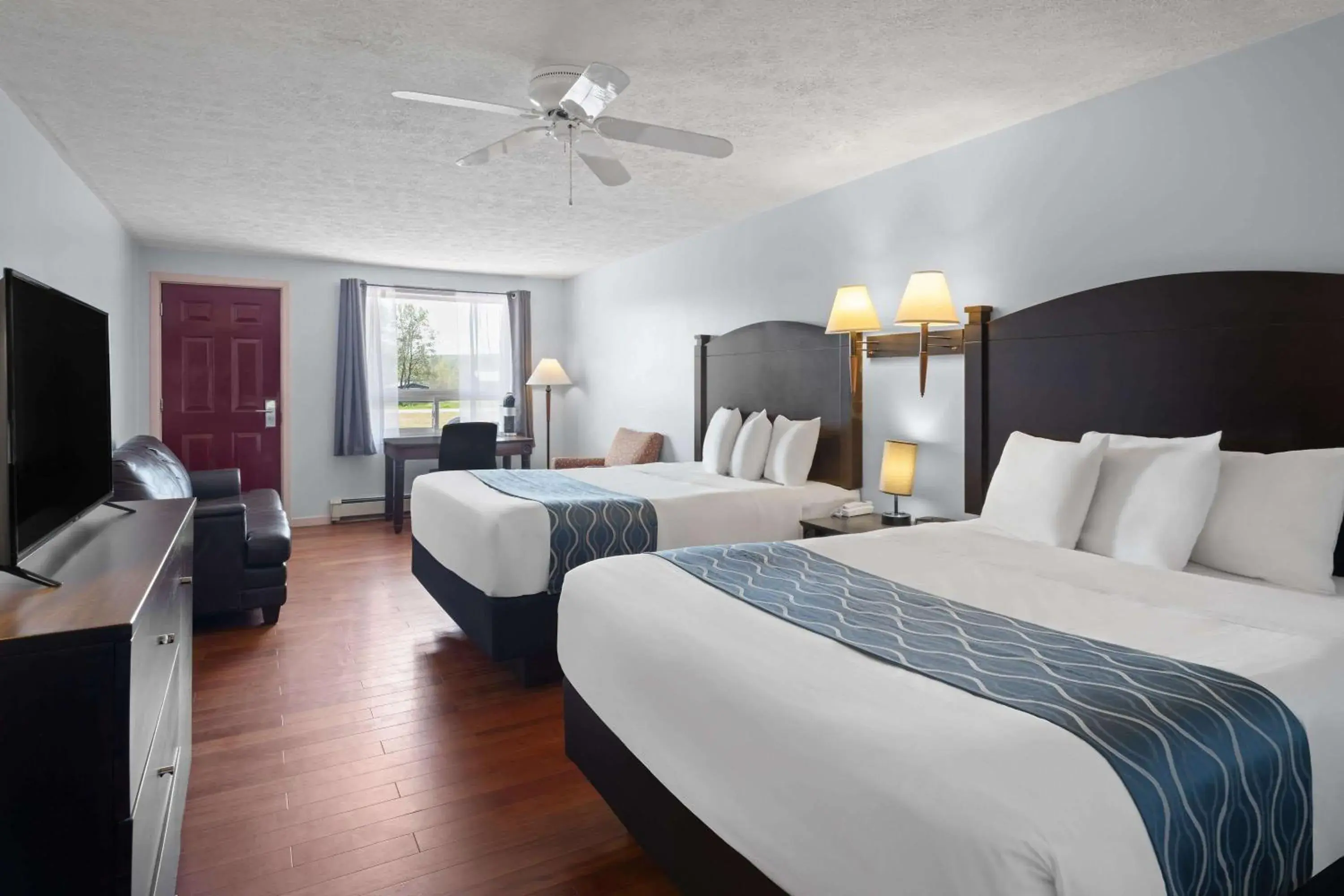 Photo of the whole room, Bed in Travelodge by Wyndham Grand Falls Photo of the whole room, Bed in Travelodge by Wyndham Grand Falls