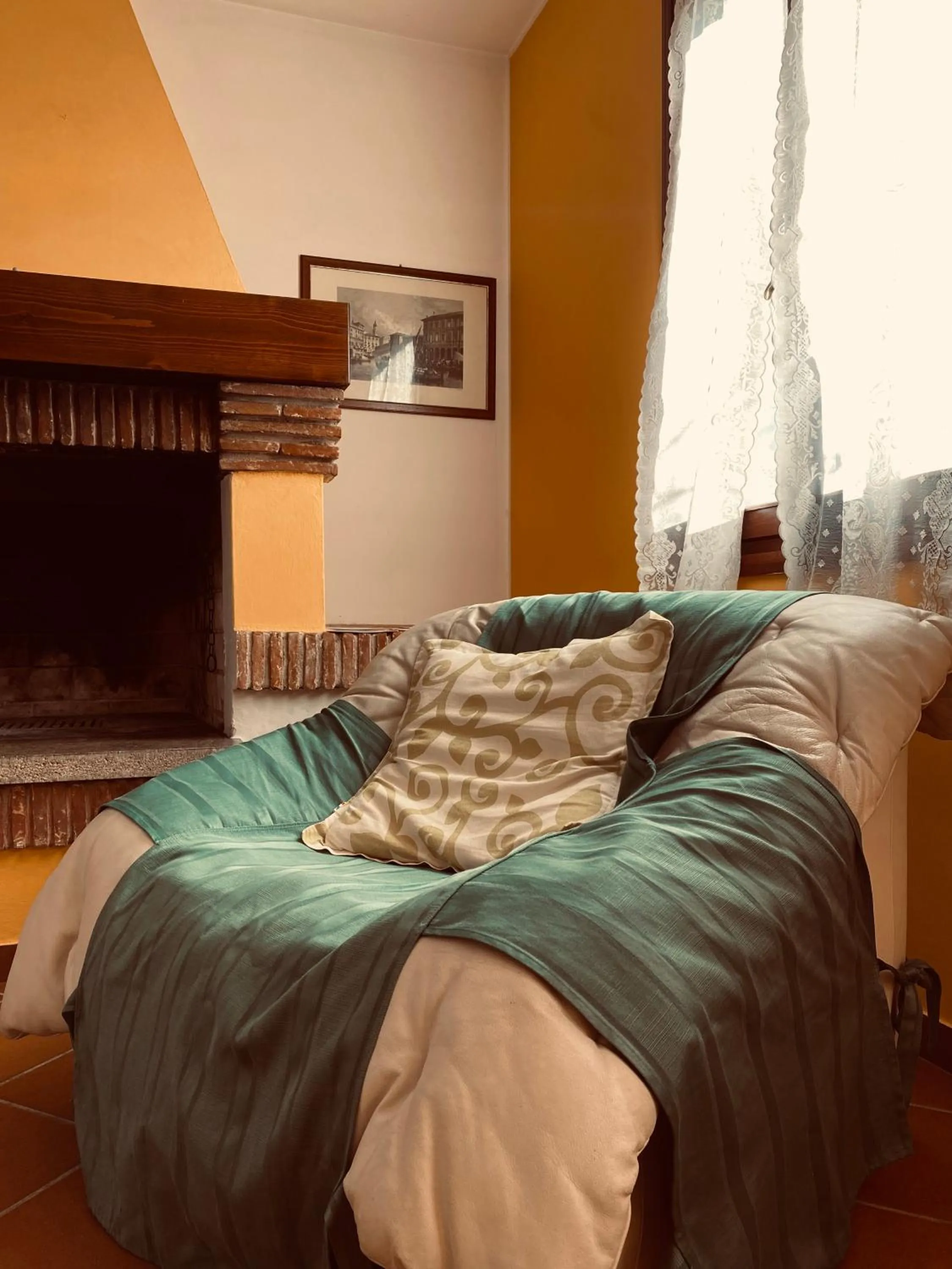 Living room, Bed in Residence Tenuta Gambalonga