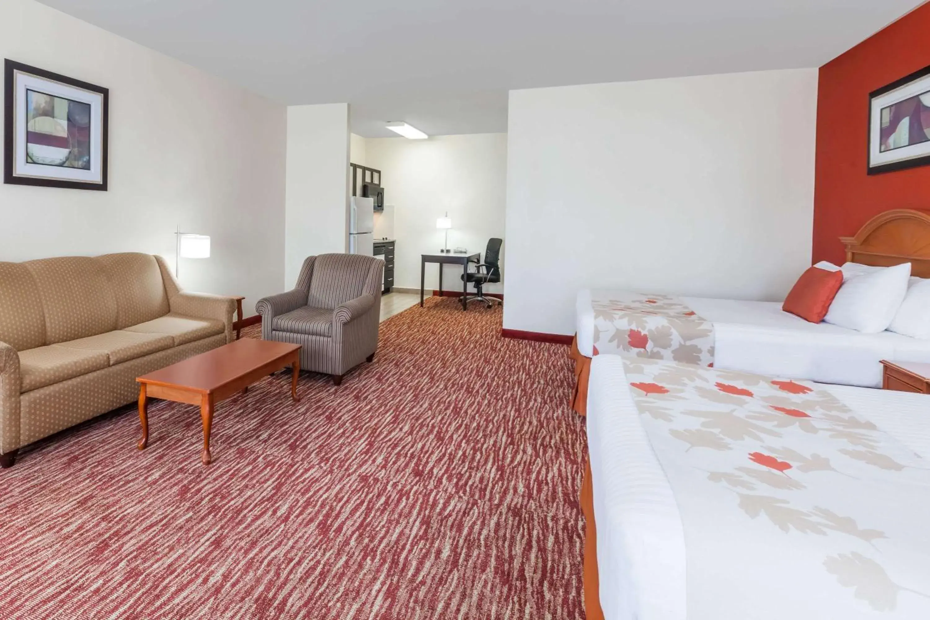 Photo of the whole room, Bed in Hawthorn Suites Irving DFW South Photo of the whole room, Bed in Hawthorn Suites Irving DFW South