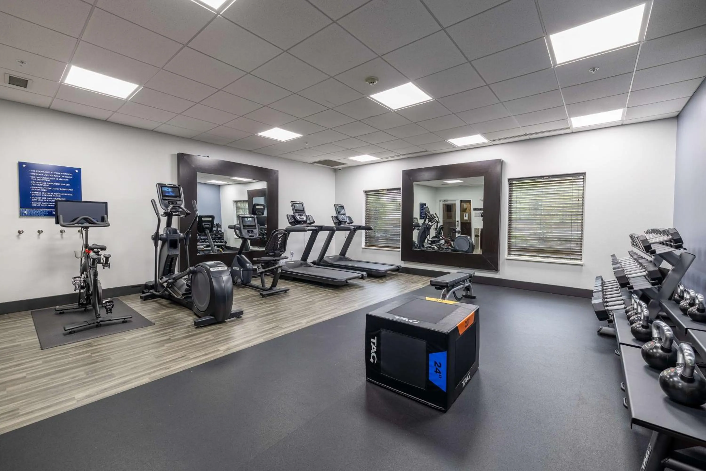 Fitness centre/facilities in Hampton Inn & Suites Greensboro/Coliseum Area