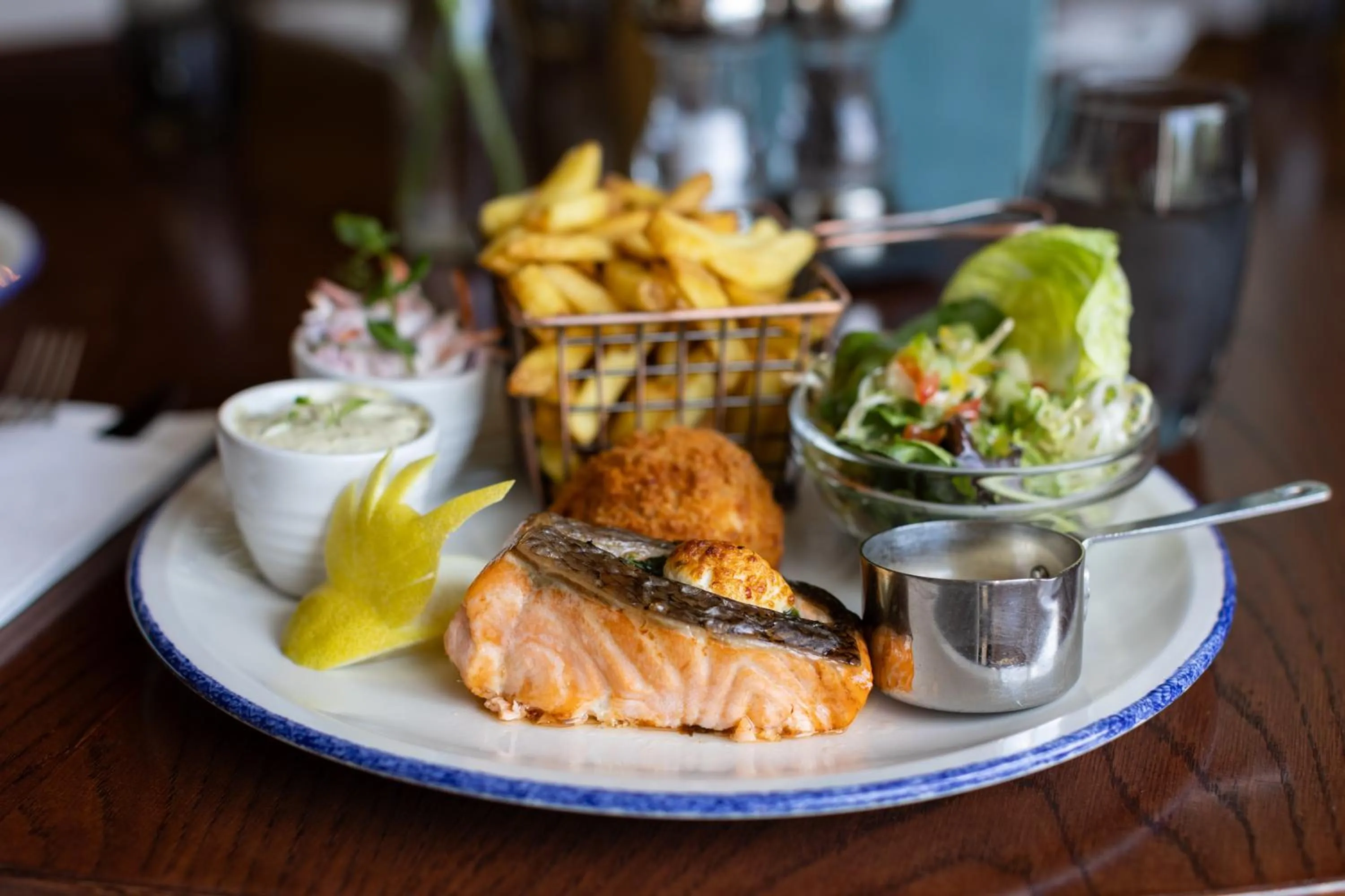 Food in Killarney Heights Hotel