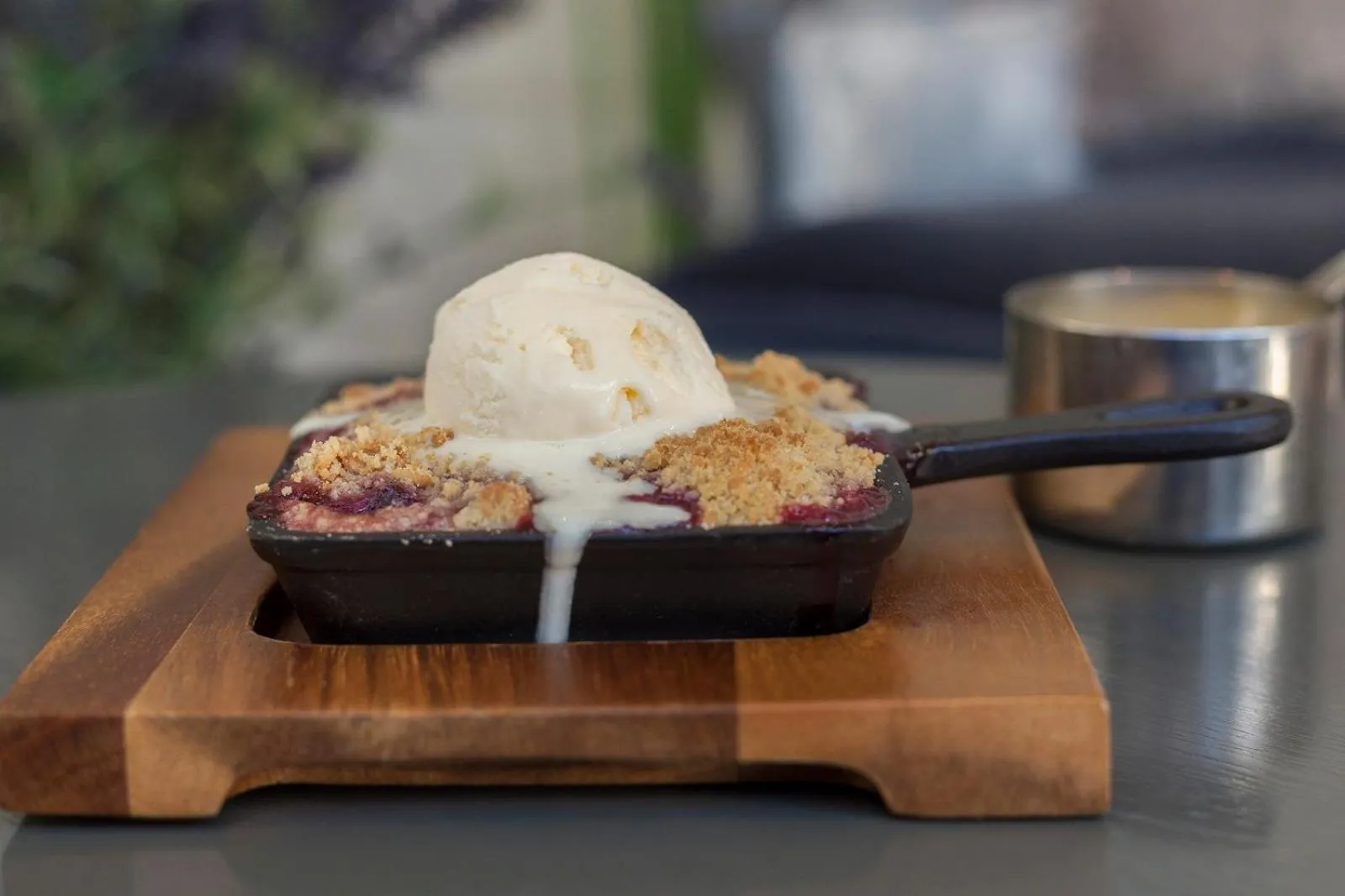 Food and drinks in Killarney Heights Hotel