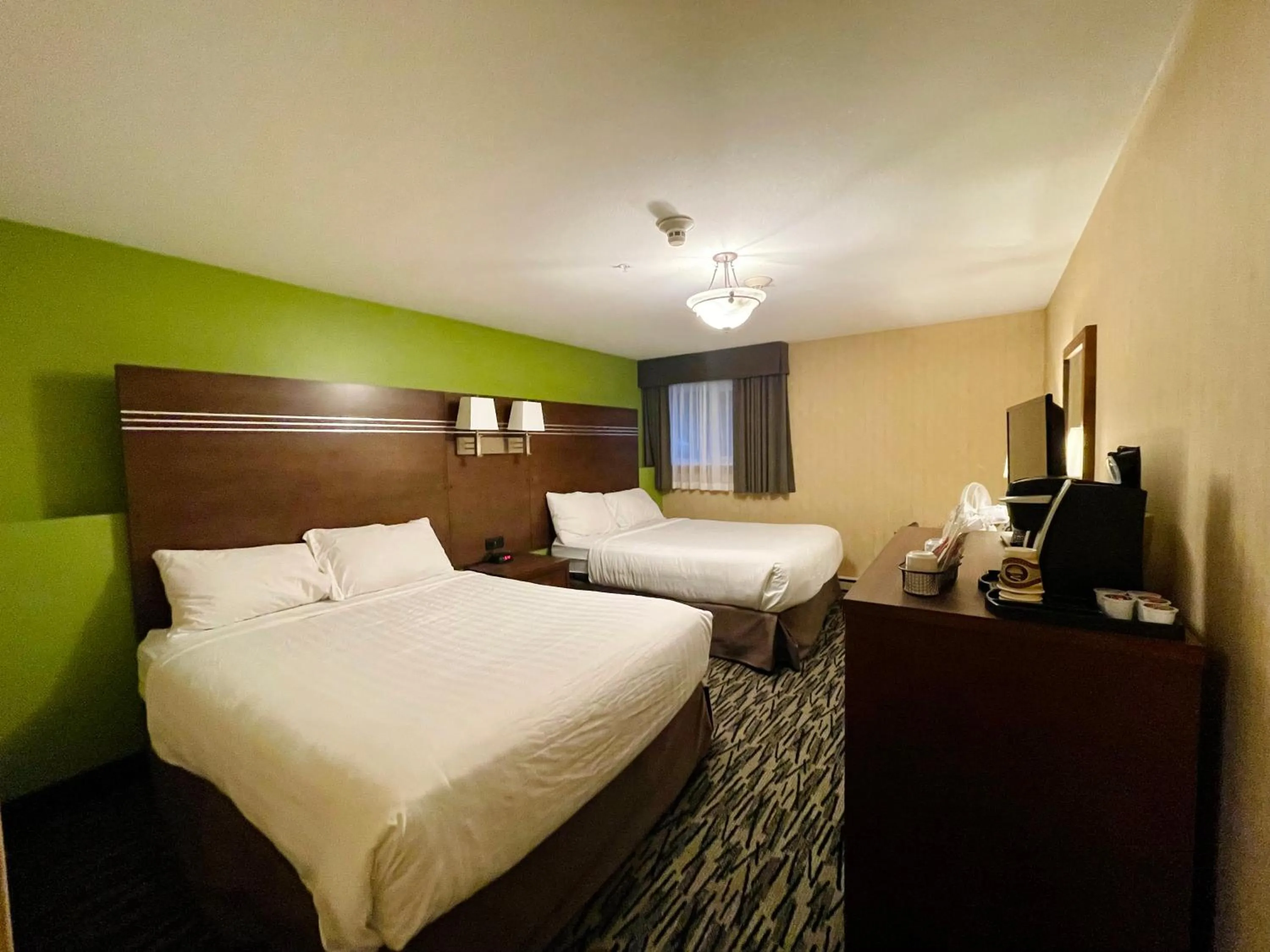 Bed in Fernie Stanford Resort