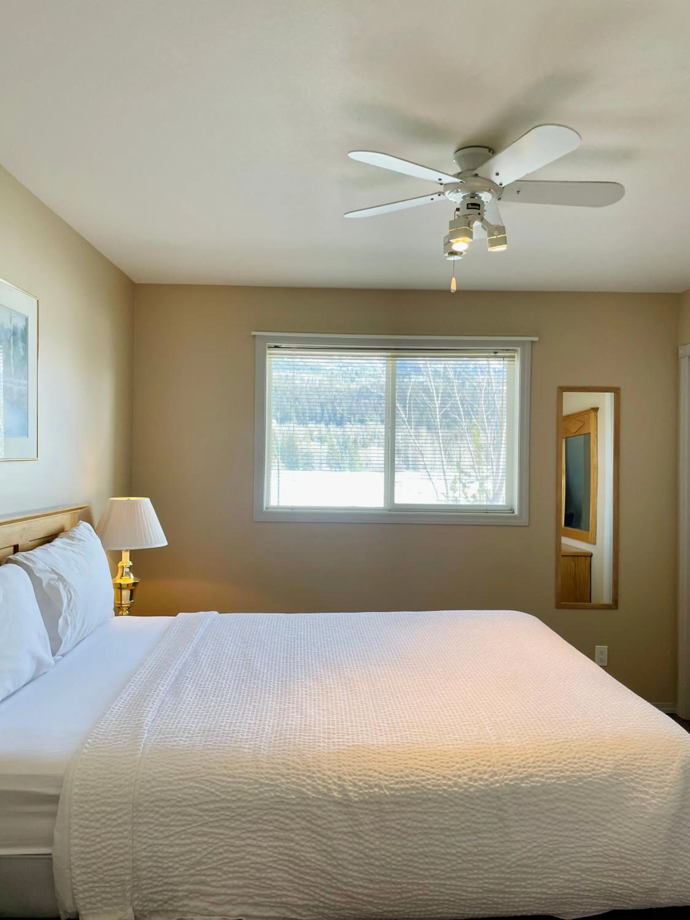 Bed in Fernie Stanford Resort