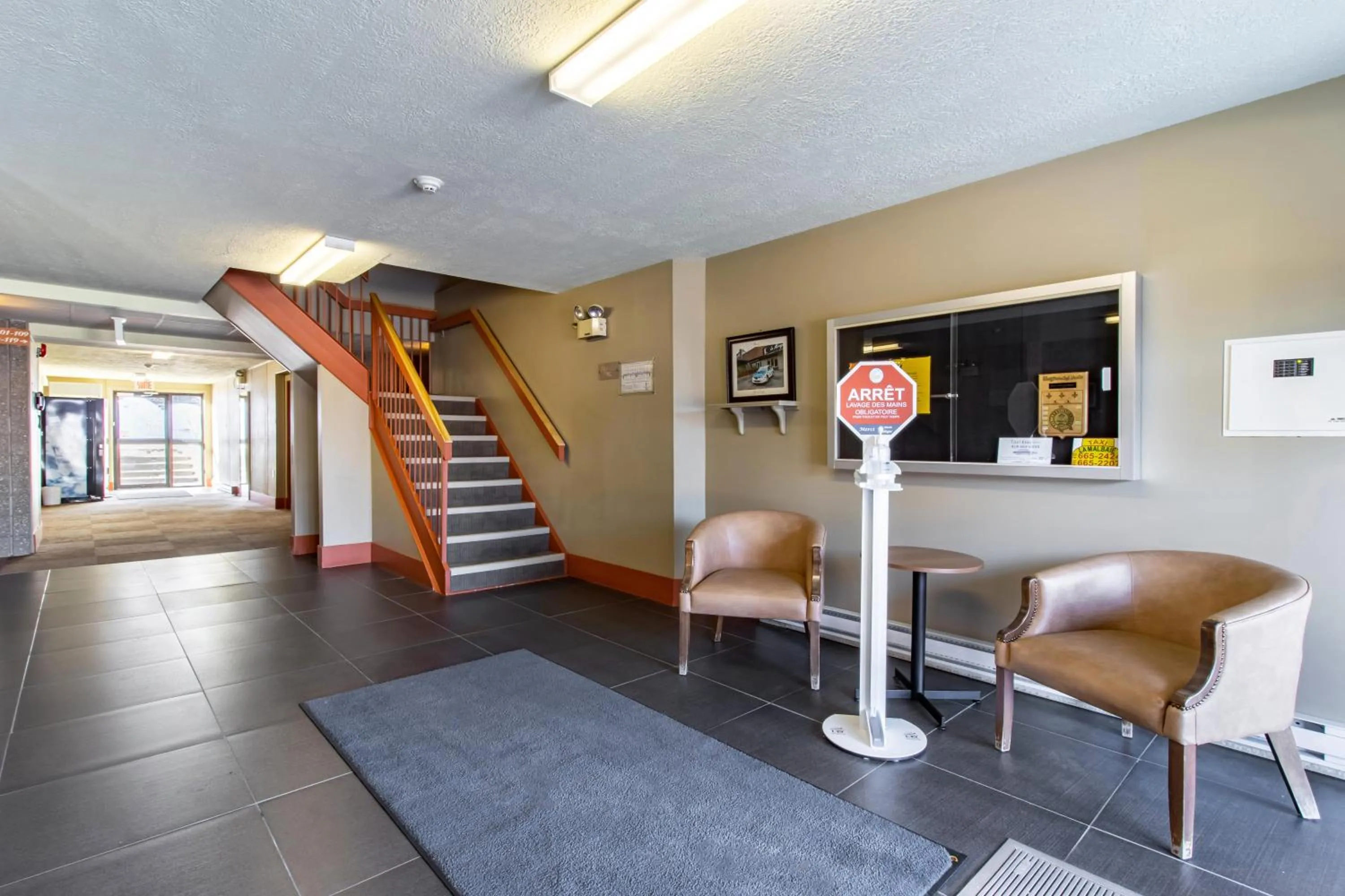 Lobby or reception in Clarion Pointe La Malbaie